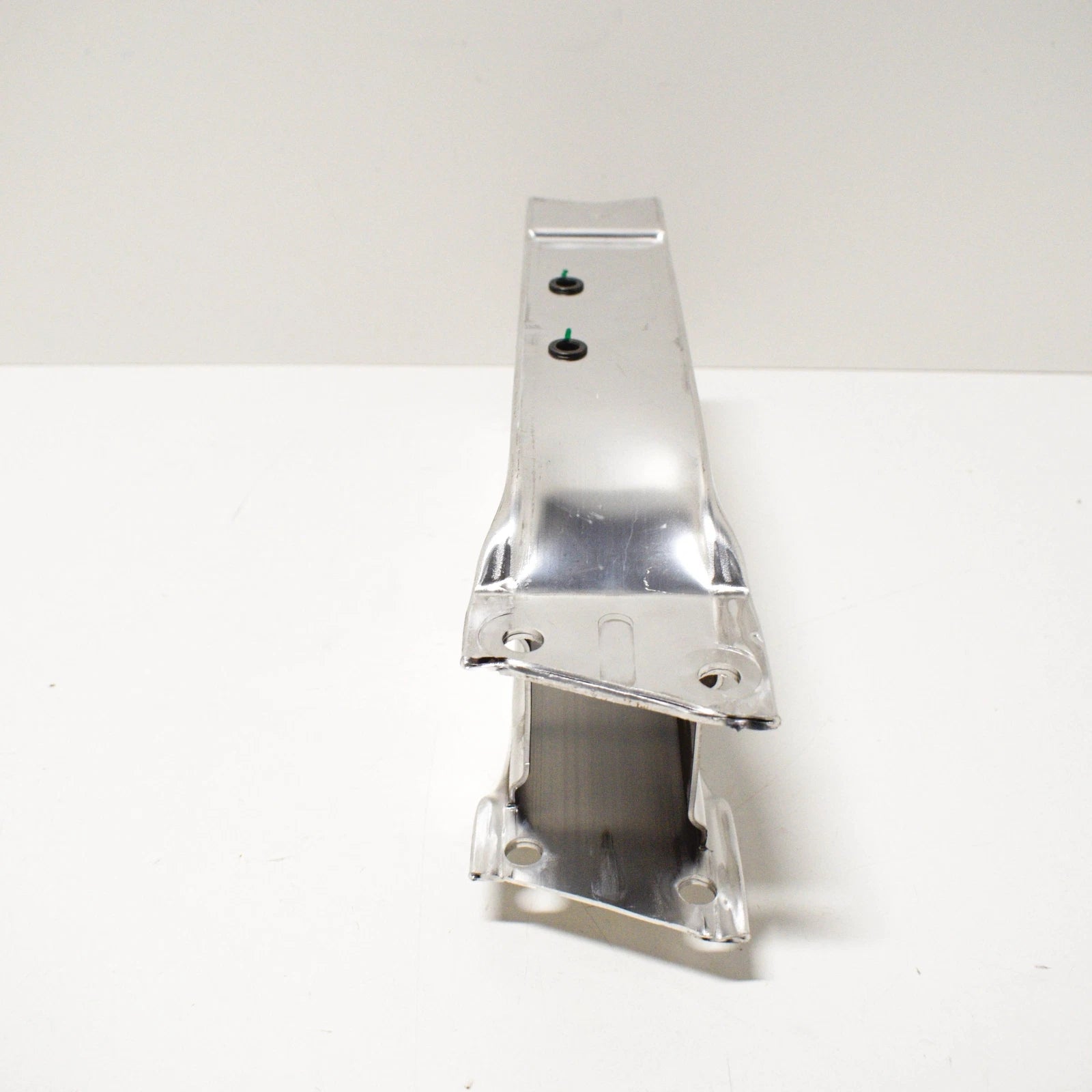 NEW MB C W204 AMG FRONT BUMPER RIGHT SHOCK IMPACT ABSORBER A2046202095 ORIGINAL