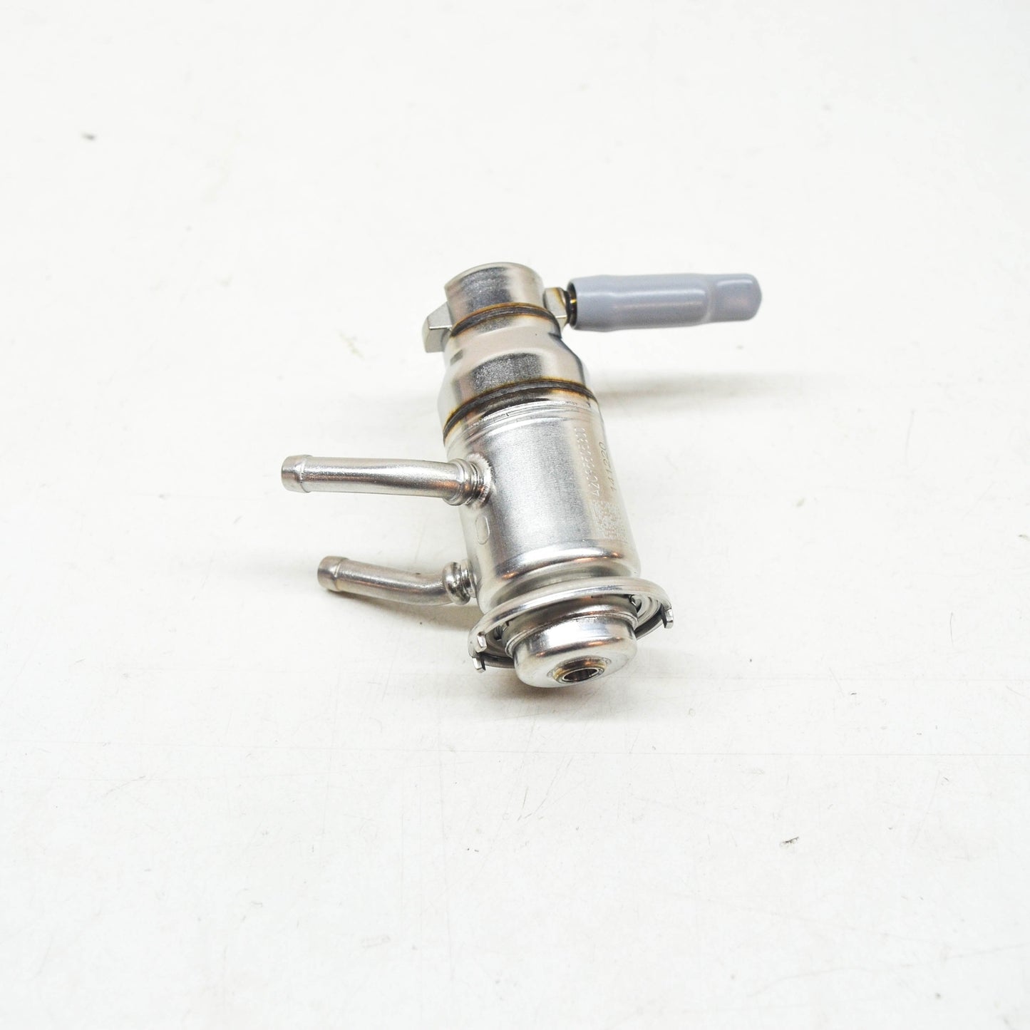 NEW MERCEDES-BENZ E COUPE C238 ADBLUE INJECTOR NOZZLE A0004904100 ORIGINAL