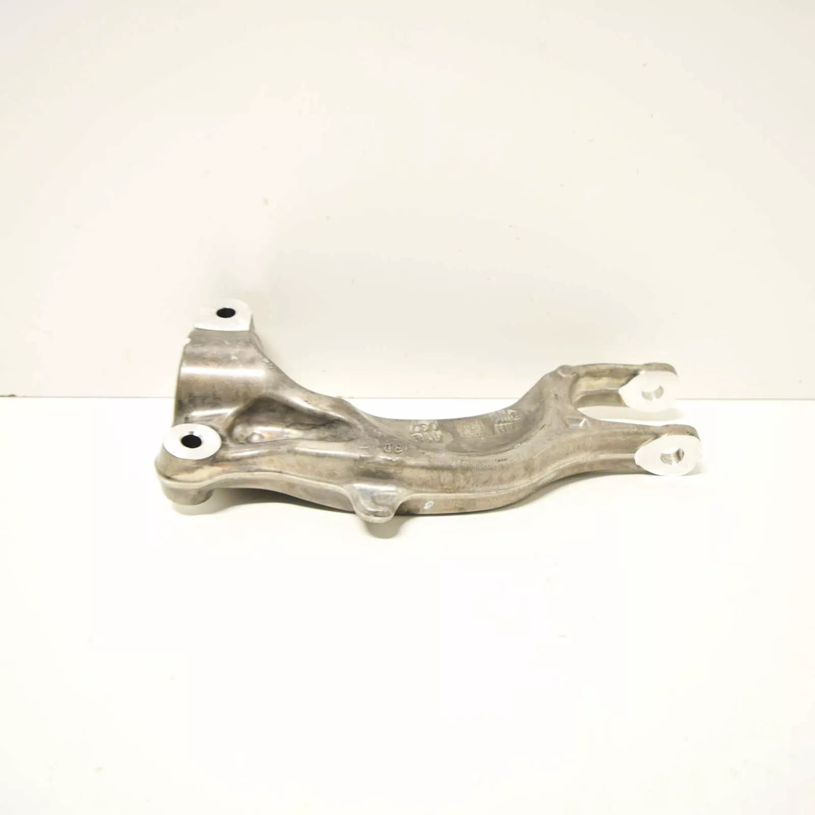 NEW AUDI A4 B9 FRONT LEFT SUSPENSION STRUT FORK 8W0413037G