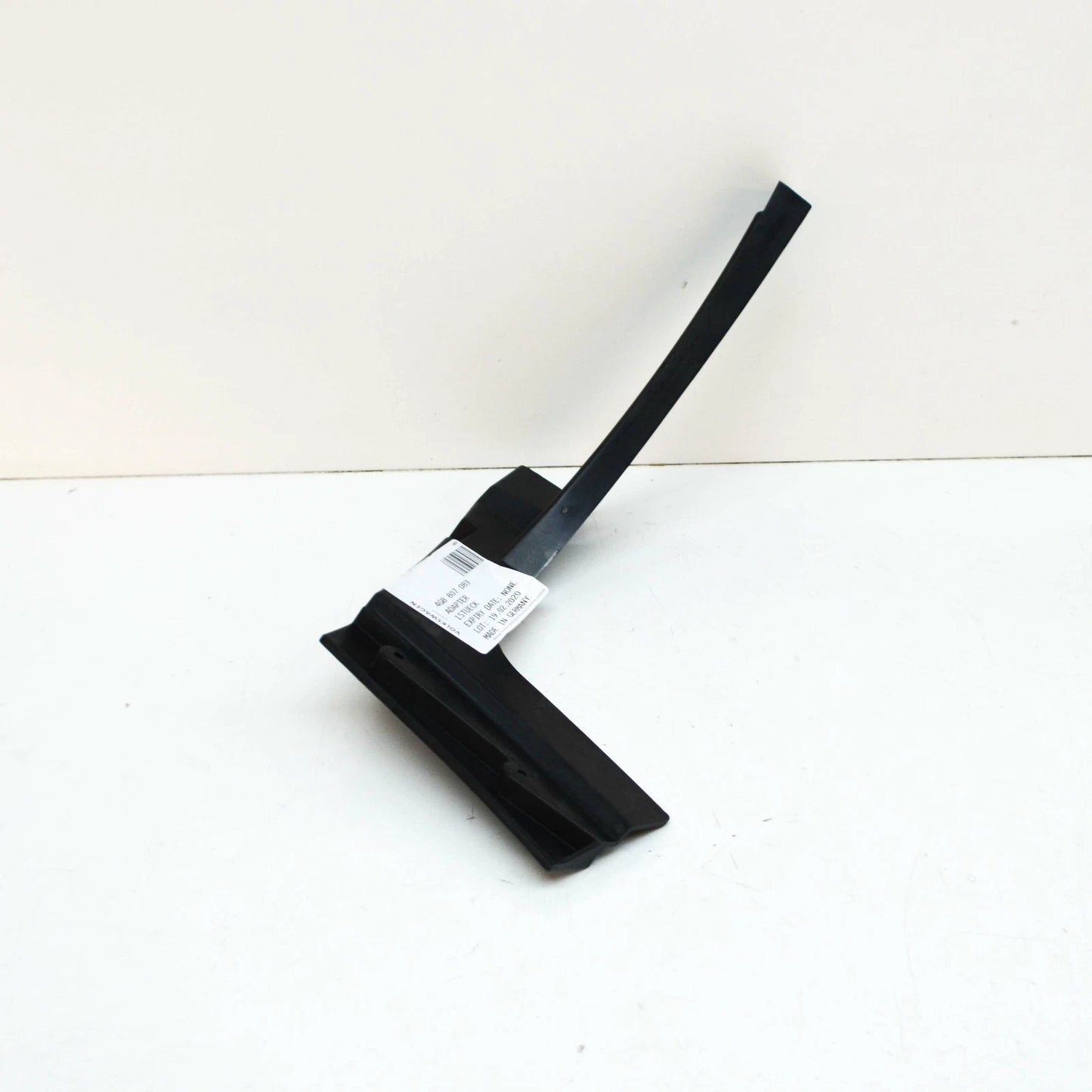 NEW AUDI A7 SPORTBACK 4G8 FRONT LEFT BUMPER SIDE ADAPTER 4G8807083 ORIGINAL