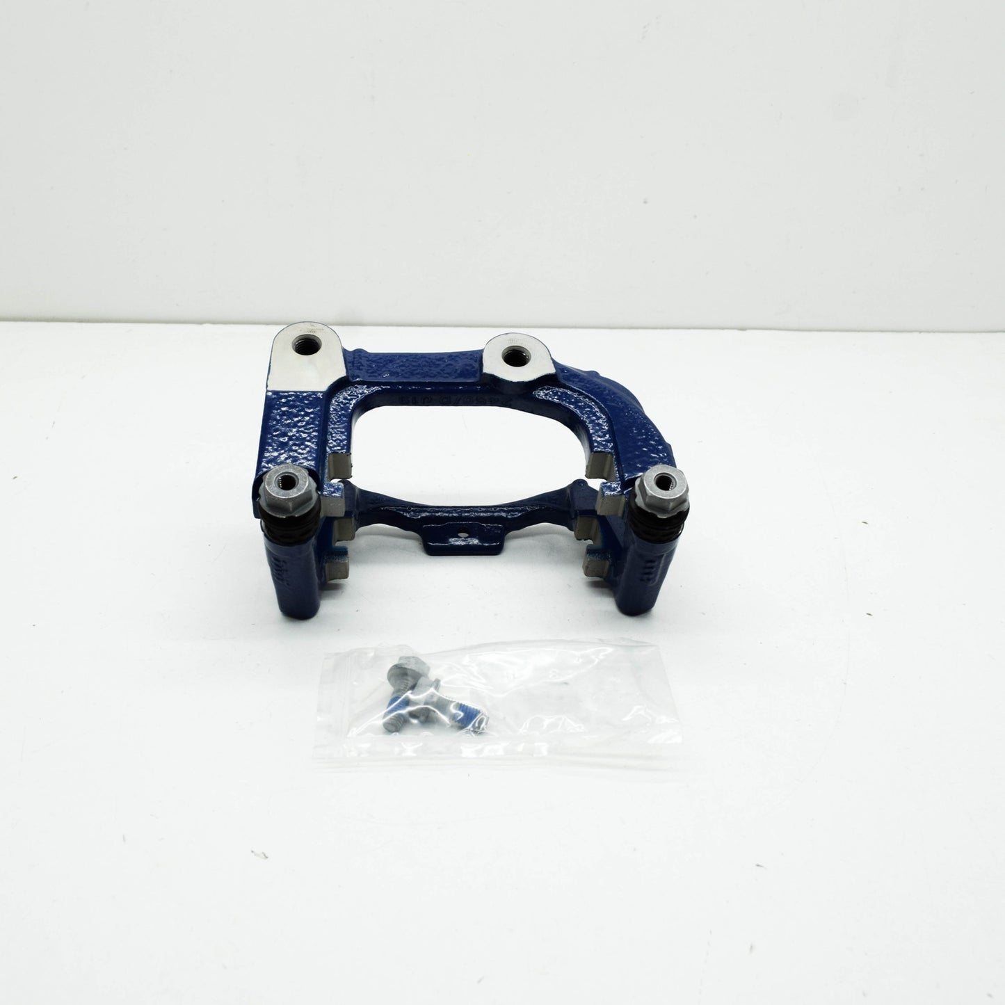 new bmw 5 g30 rear left wheel caliper carrier bracket 34206891915 original