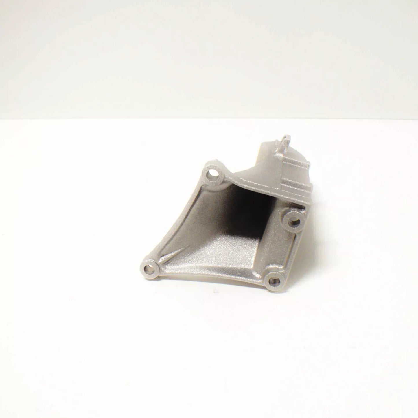 NEW BMW 3 E36 RIGHT ENGINE SUPPORTING BRACKET 11811137014 1137014 ORIGINAL