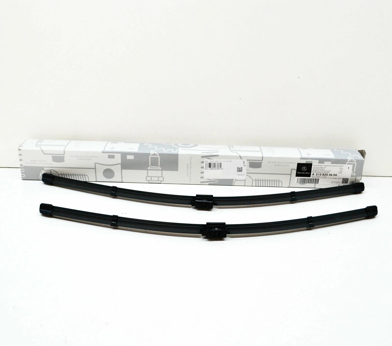 NEW MB E T-MODEL S213 FRONT WINDSCREEN WIPER ARM BLADES LHD A2138203604 ORIGINAL