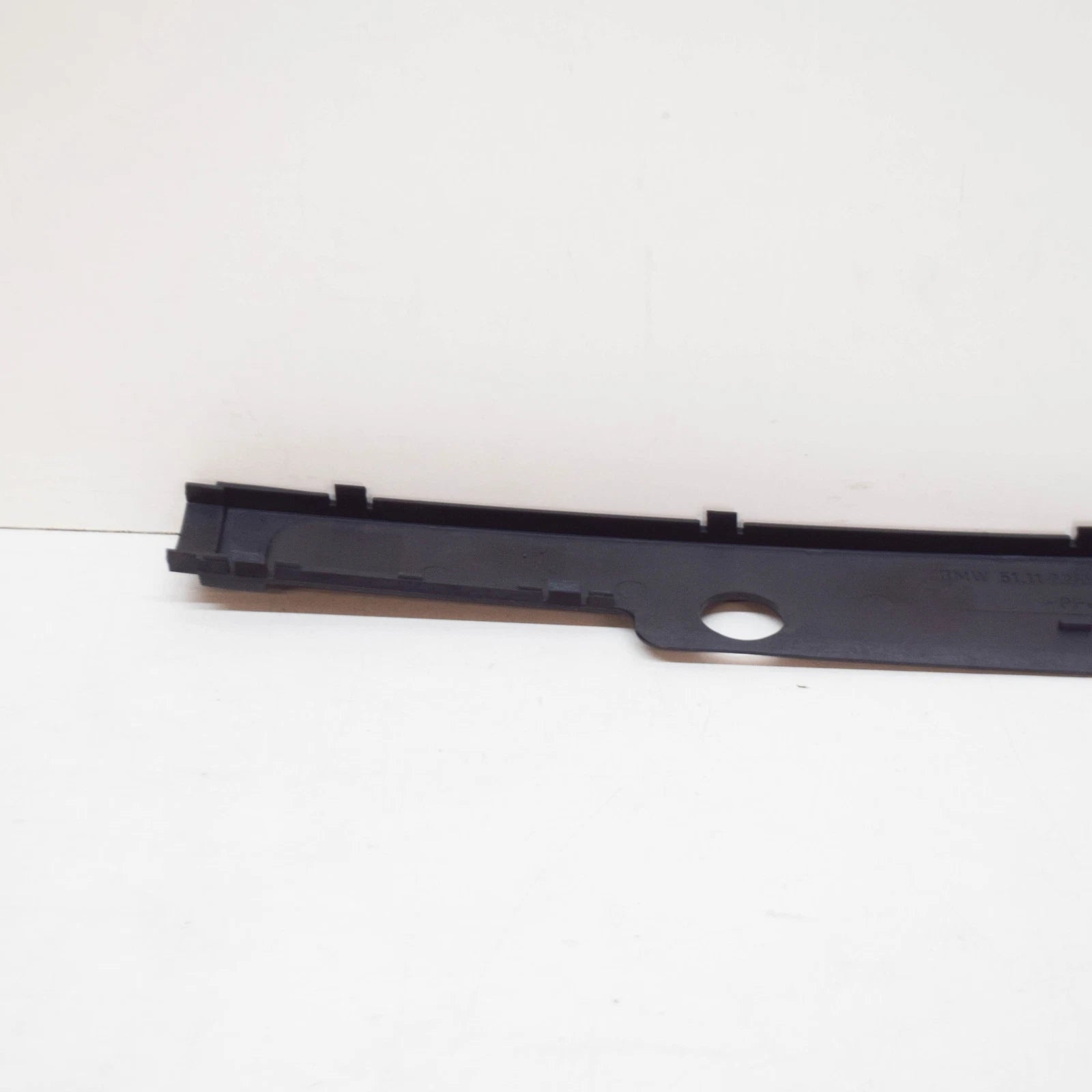 NEW BMW E36 CABRIO COMPACT COUPE SEDAN NUMBER PLATE STRIP 2265632 51112265632