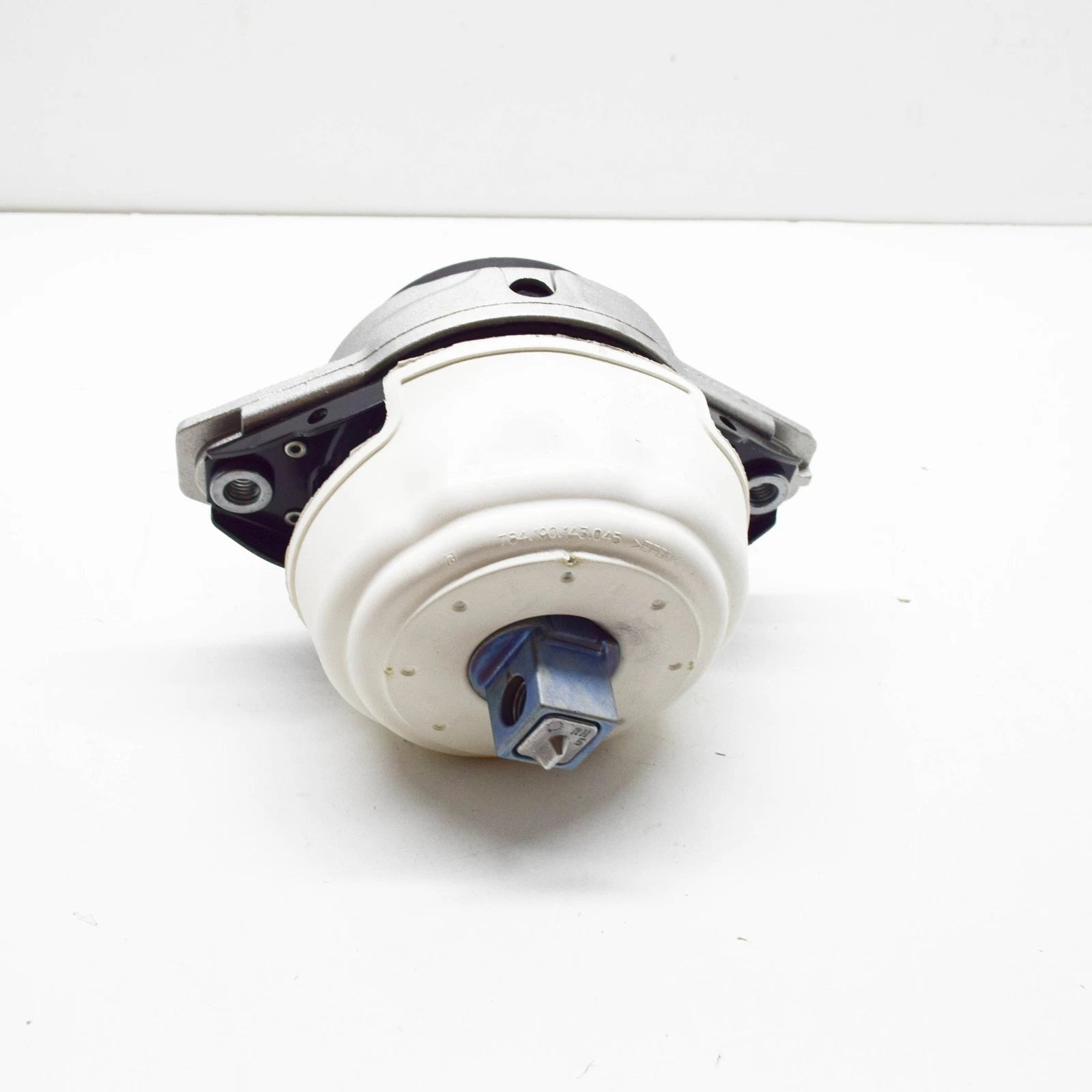 NEW MERCEDES-BENZ ML W166 FRONT RIGHT ENGINE SUPPORT A1662407917 ORIGINAL