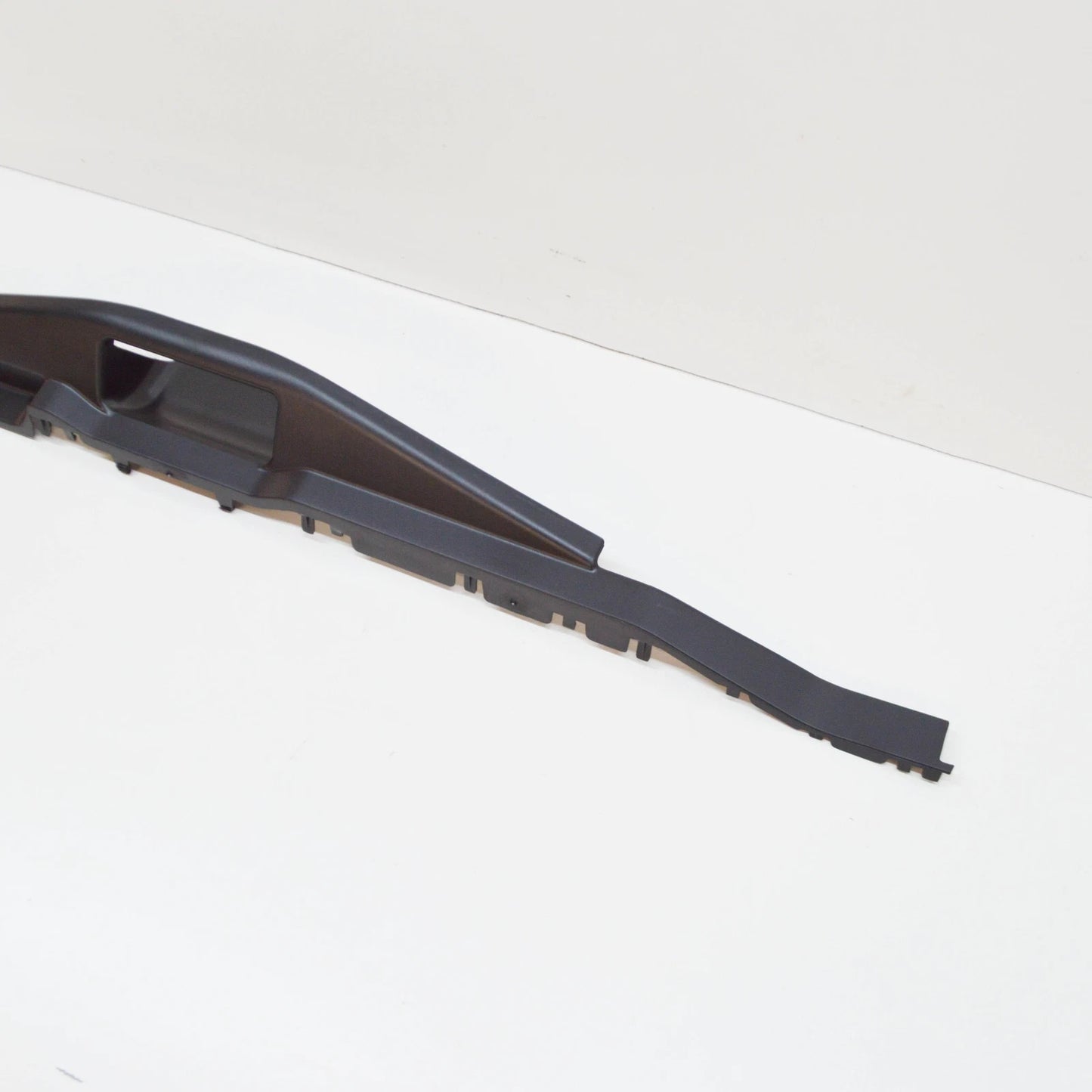 NEW BMW X5 E70 TAILGATE COVER TRIM 7177379 51497177379 ORIGINAL