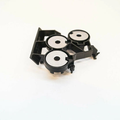 NEW MERCEDES BENZ E CLASS W213 FASTENING PLATE A2136205900