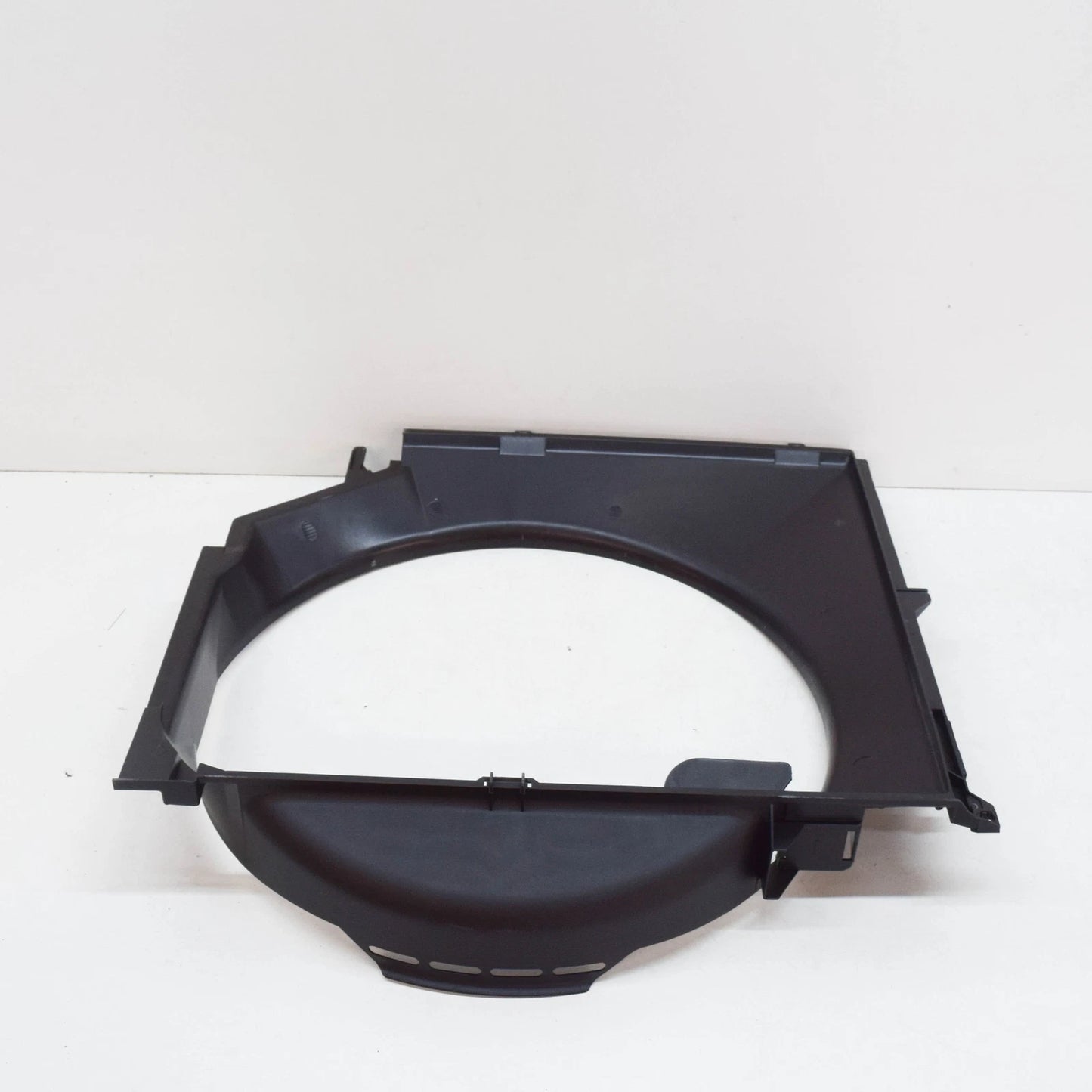NEW BMW 3 E46 ENGINE COOLING FAN SHROUD 17111436259 2.2 PETROL ORIGINAL