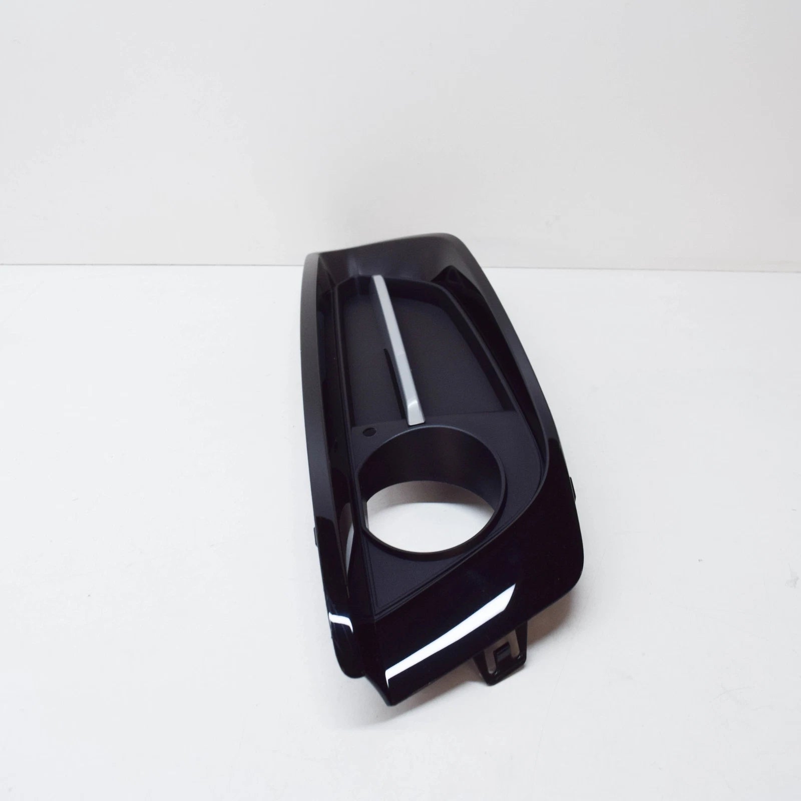 NEW BMW 2 F22 RIGHT FOG LIGHT CLOSED GRILLE SPORT 51117343732 2015 ORIGINAL