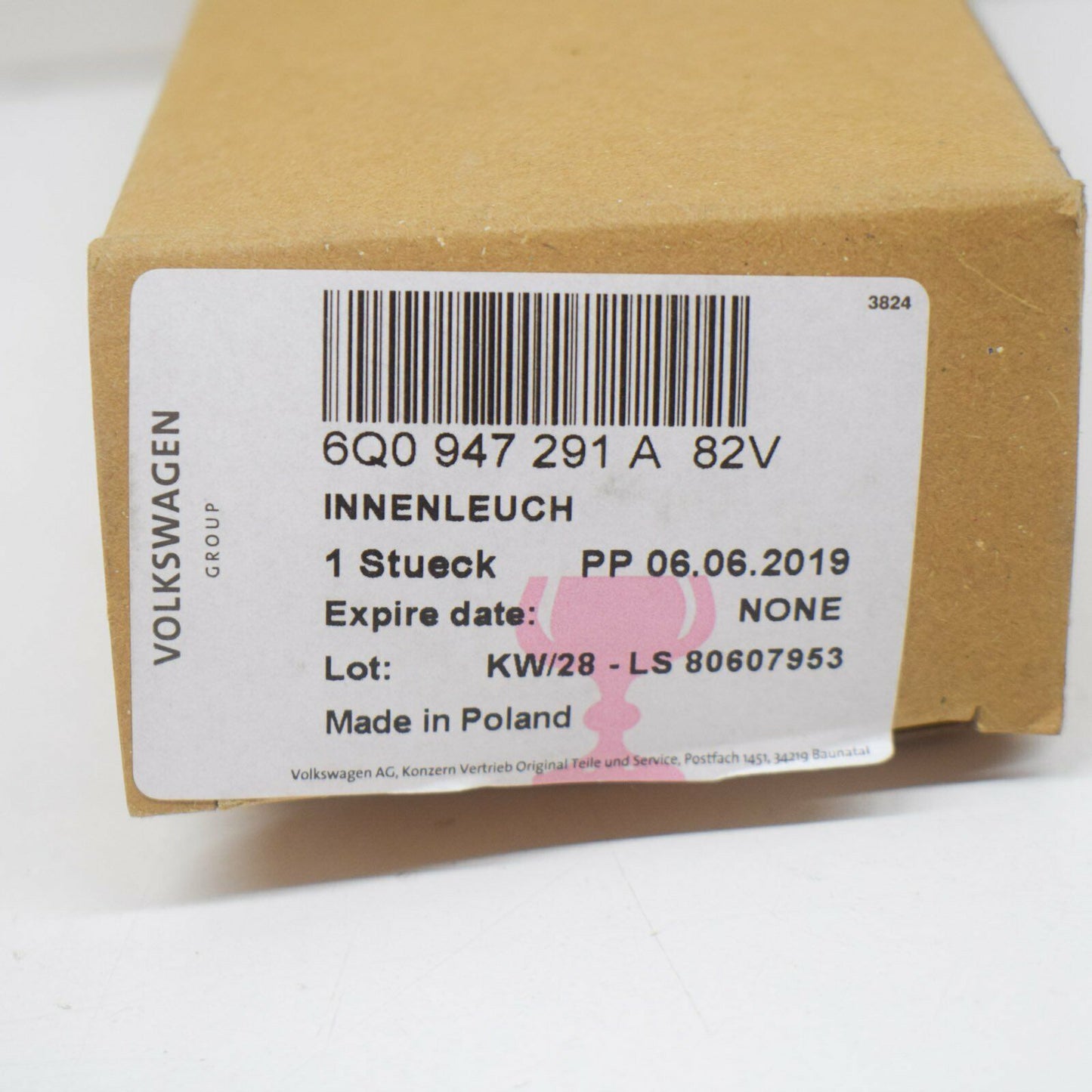 NEW VOLKSWAGEN JETTA A6 REAR INTERIOR AND READING LIGHT 6Q0947291A82V ORIGINAL