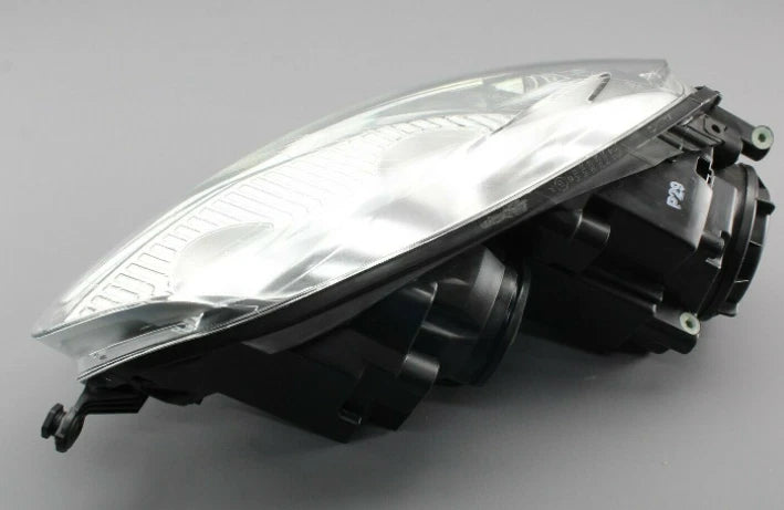 NEW VOLKSWAGEN JETTA 1K2 FRONT RIGHT HALOGEN HEADLIGHT RHD 1K6941030Q ORIGINAL