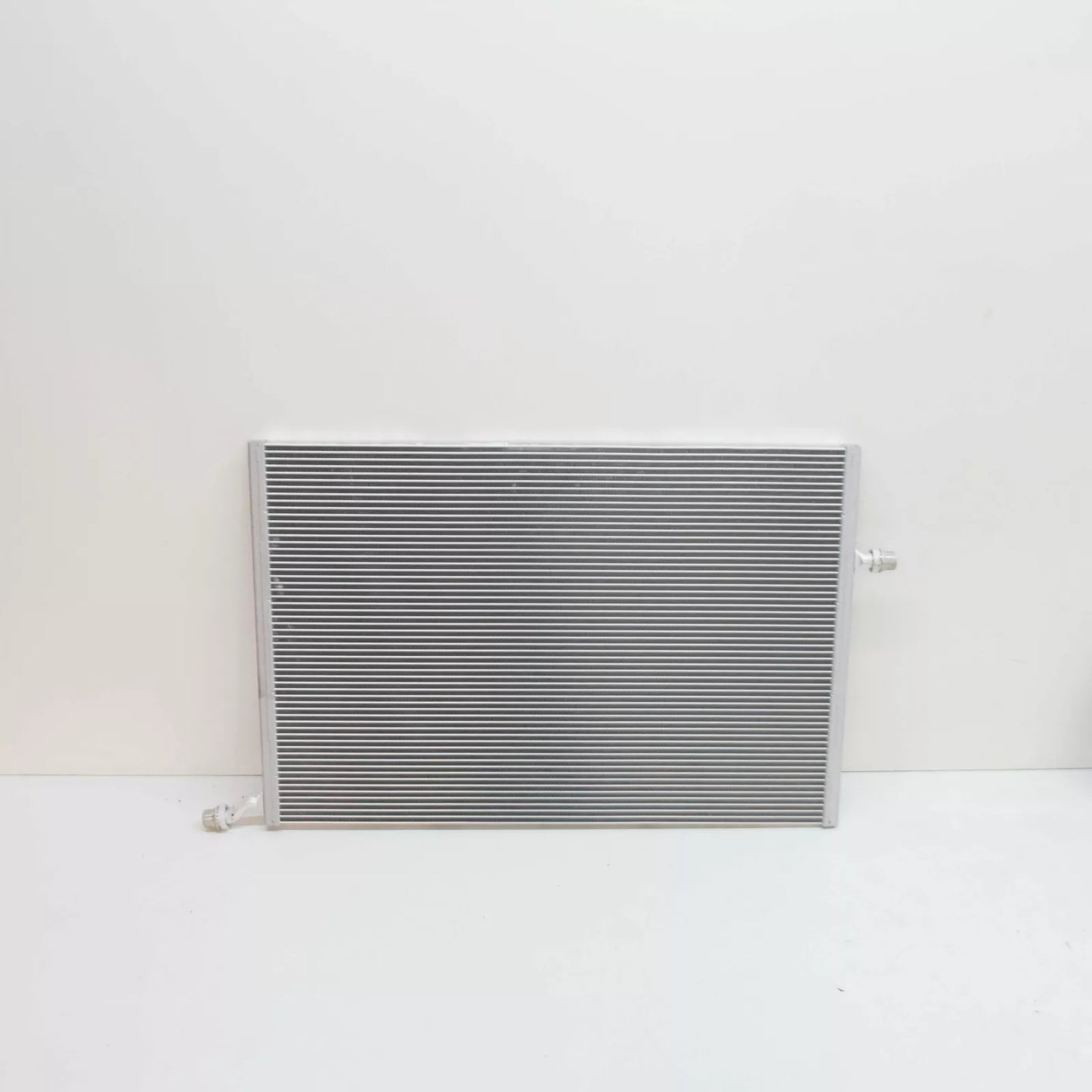 NEW MB C W205 LOW TEMPERATURE WATER COOLER RADIATOR A0995002003 ORIGINAL