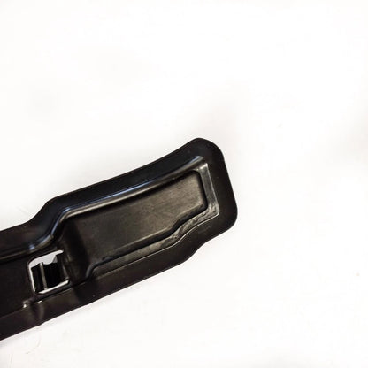 NEW VOLKSWAGEN BEETLE A5 FRONT RIGHT FENDER END PLATE 5C5821112 ORIGINAL