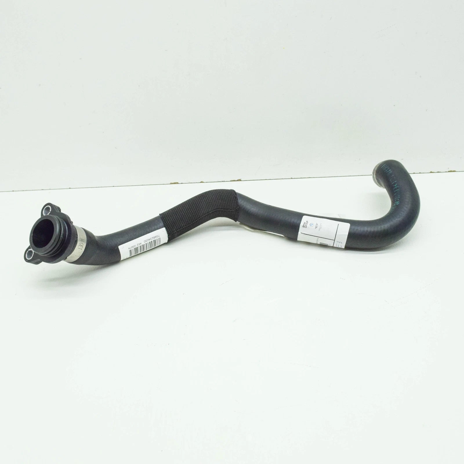 NEW BMW 3 F30 ENGINE COOLANT HOSE 11537598234 7598234 ORIGINAL