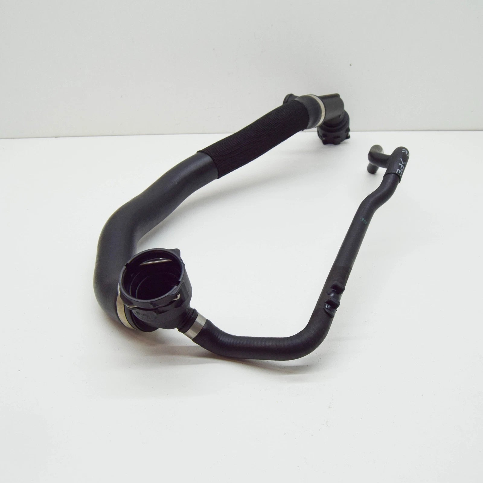 NEW VW GOLF CD MK8 COOLANT HOSE WITH QUICK RELEASE COUPLING 5WA122101AN ORIGINAL