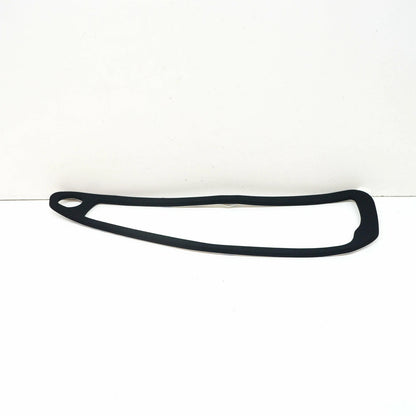 NEW AUDI Q3 8U REAR LEFT TAIL LIGHT SEAL 8U0945191A ORIGINAL