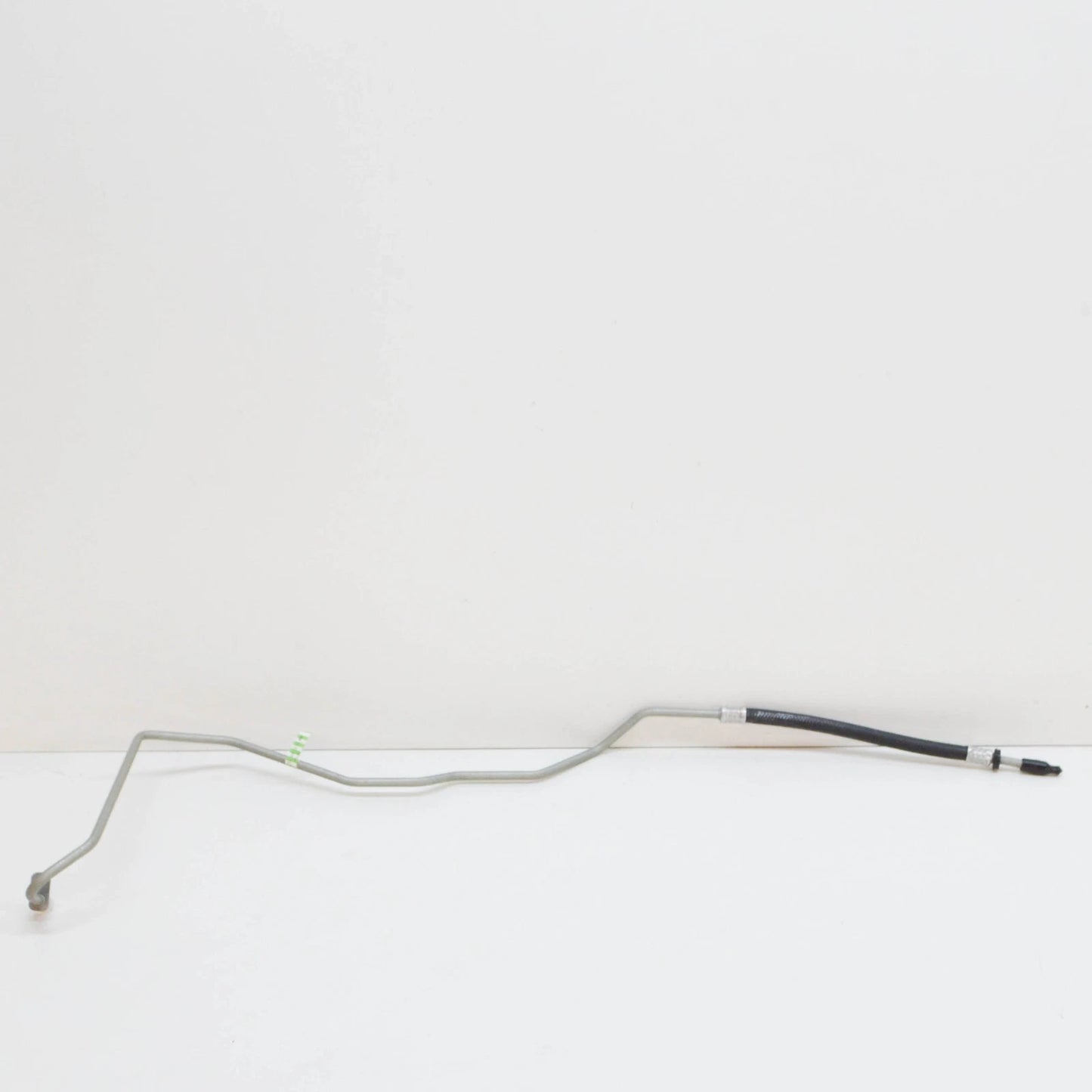 NEW MERCEDES-BENZ R W251 TRANSMISSION OIL COOLER HOSE A2515002072 ORIGINAL