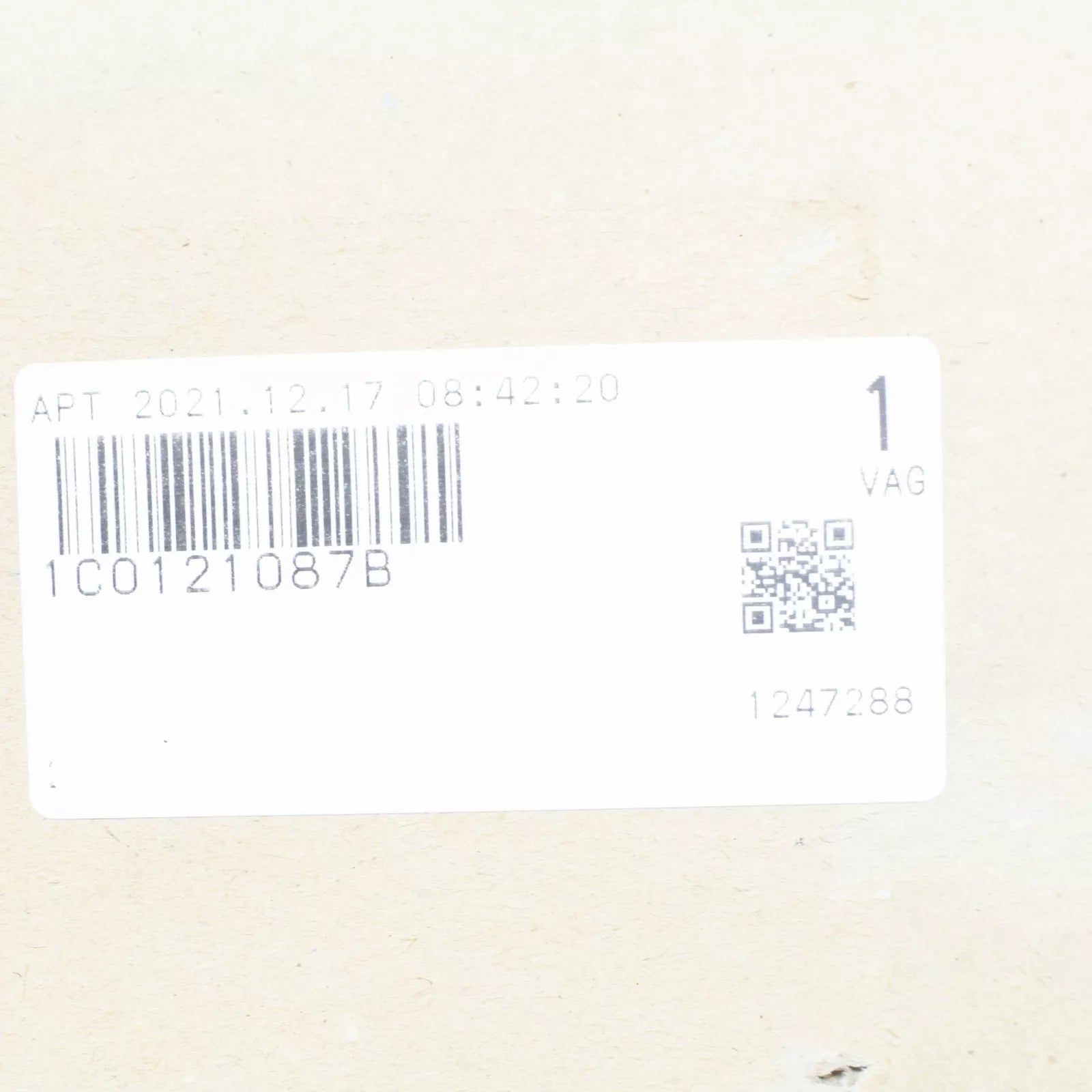 NEW VOLKSWAGEN BEETLE 9C COOLANT T-FLANGE DISTRIBUTOR 1C0121087B ORIGINAL