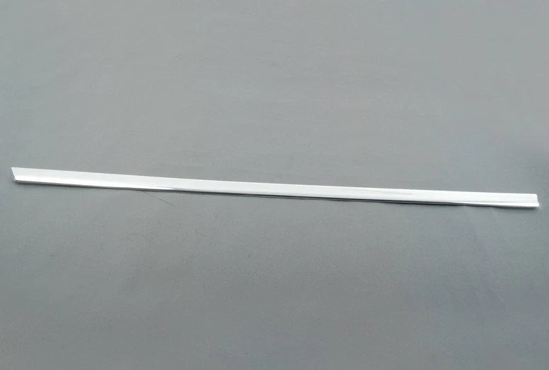 NEW MB SL R107 FRONT RIGHT DOOR WINDOW GARNISH MOULDING A1077280230 ORIGINAL