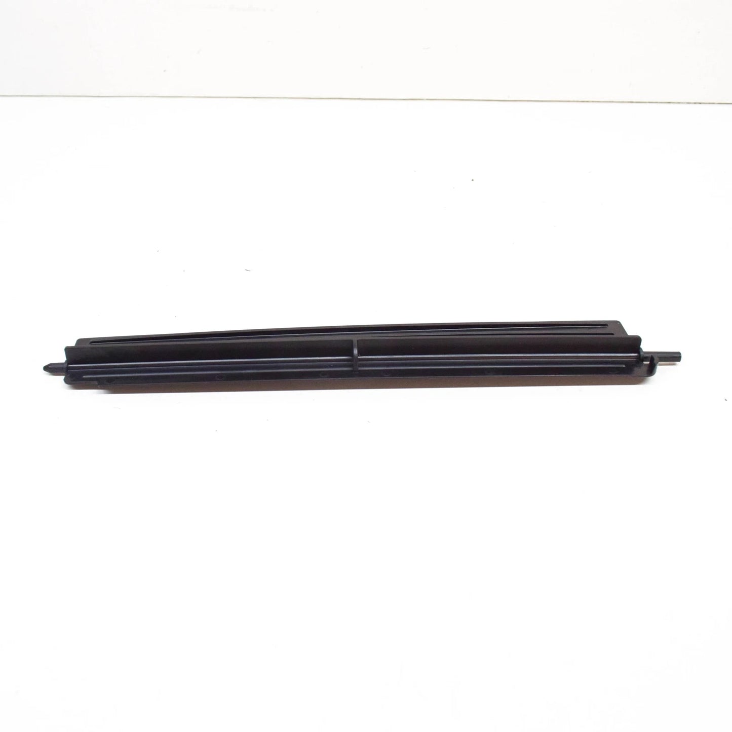 NEW VW JETTA MK7 SLAM PANEL AIR GUIDE INTAKE FLAP 5QM129747 ORIGINAL