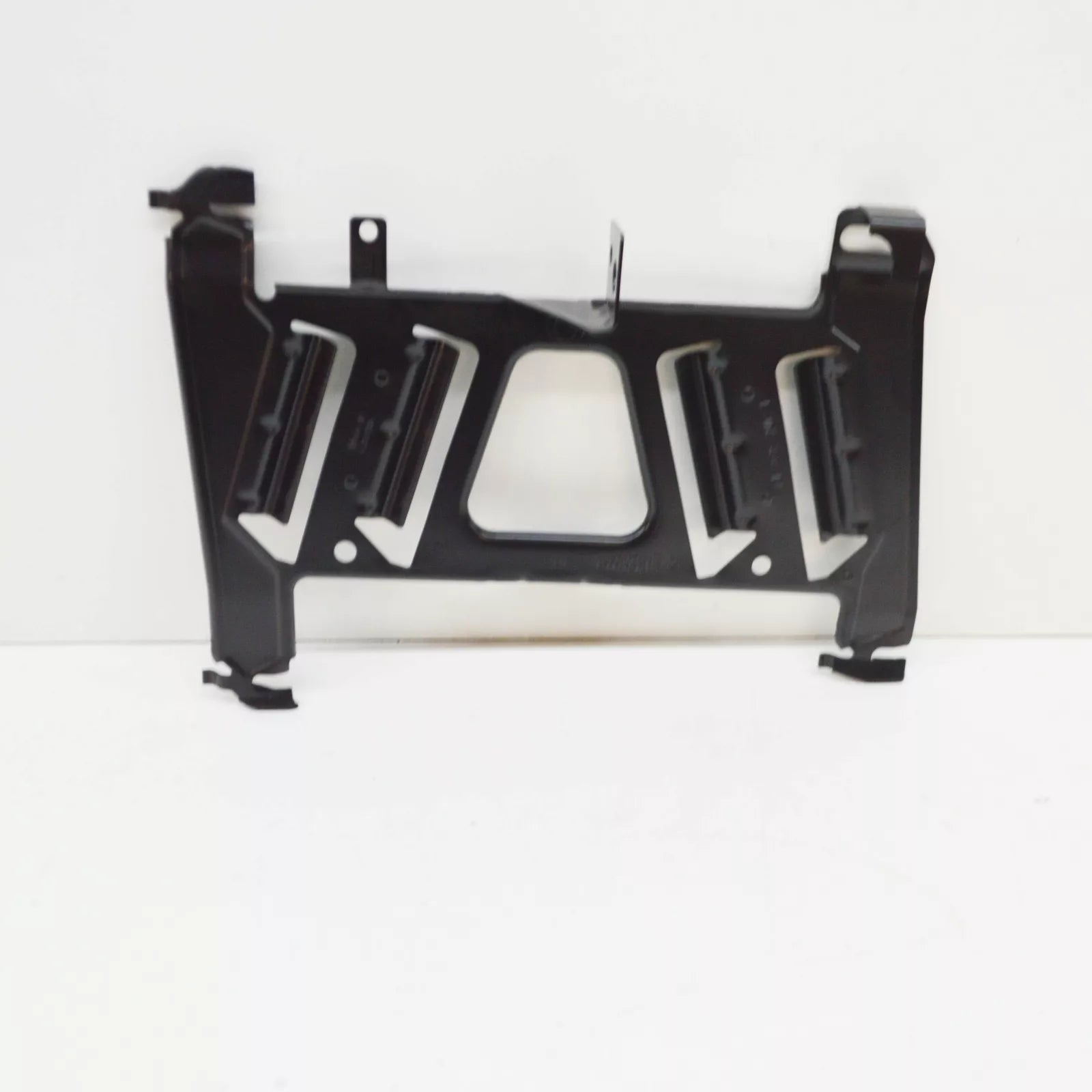 NEW BMW 3 F30, F80 AUDIO AMPLIFIER BRACKET 65159235506 9235506 ORIGINAL