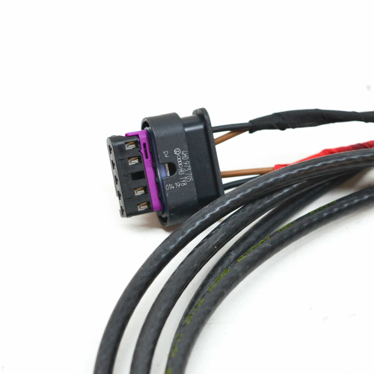 NEW AUDI A4 B9 REAR TAILGATE OPEN KEYLESS ENTRY MODULE CONNECTOR 8W0962239