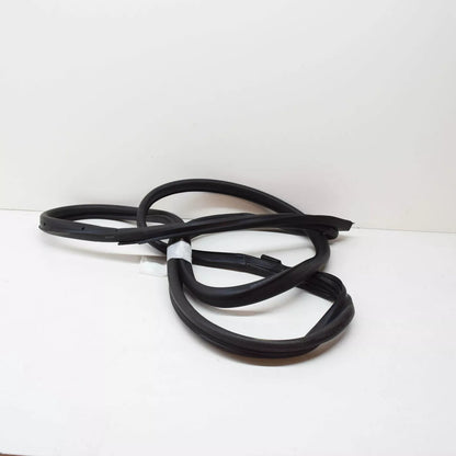 NEW MERCEDES-BENZ E-CLASS W211 FRONT LEFT DOOR SEAL A2117200178 ORIGINAL