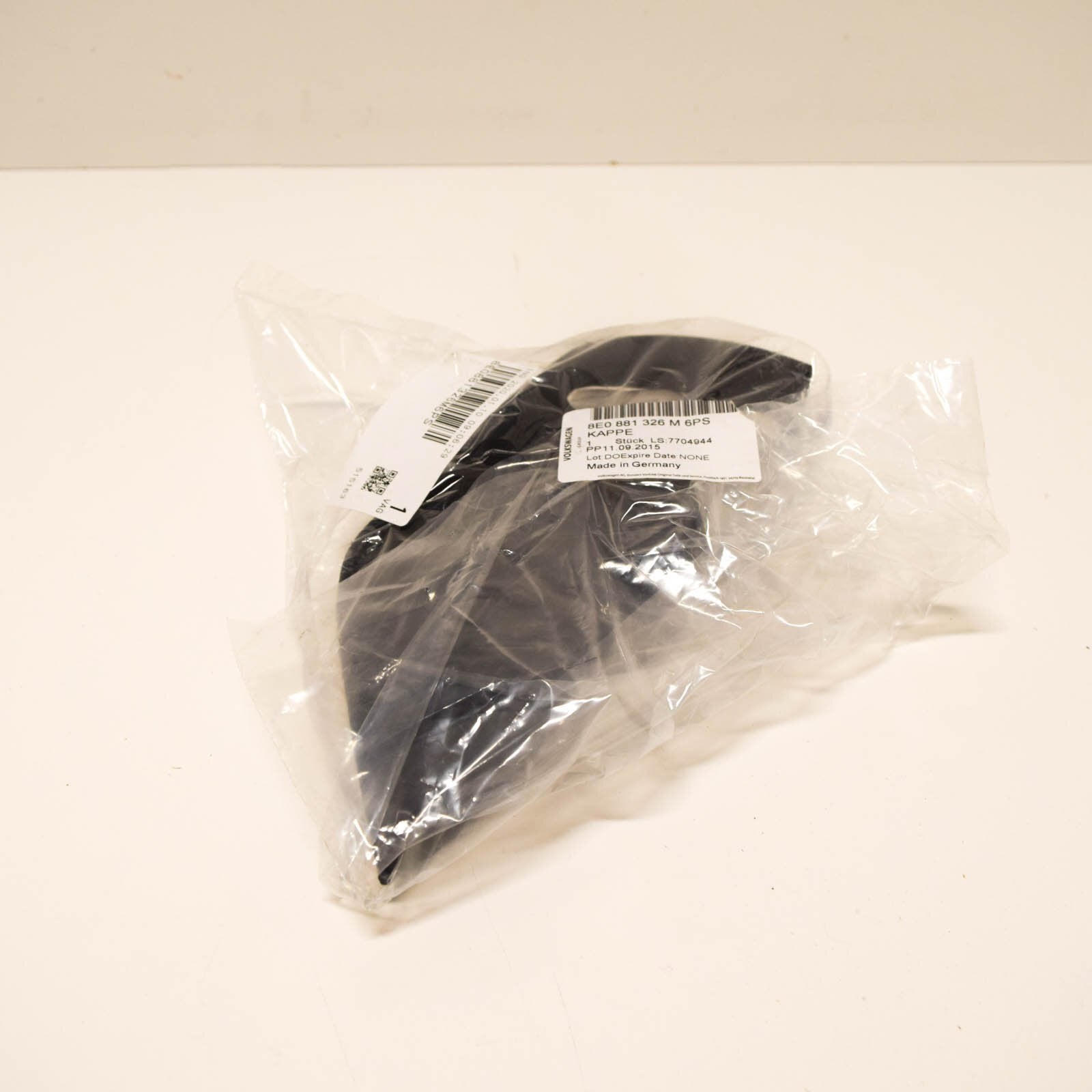 NEW AUDI R8 MK1 BUCKET SEAT COVER CAP RIGHT OUTER FRONT 8E0881326M6PS ORIGINAL