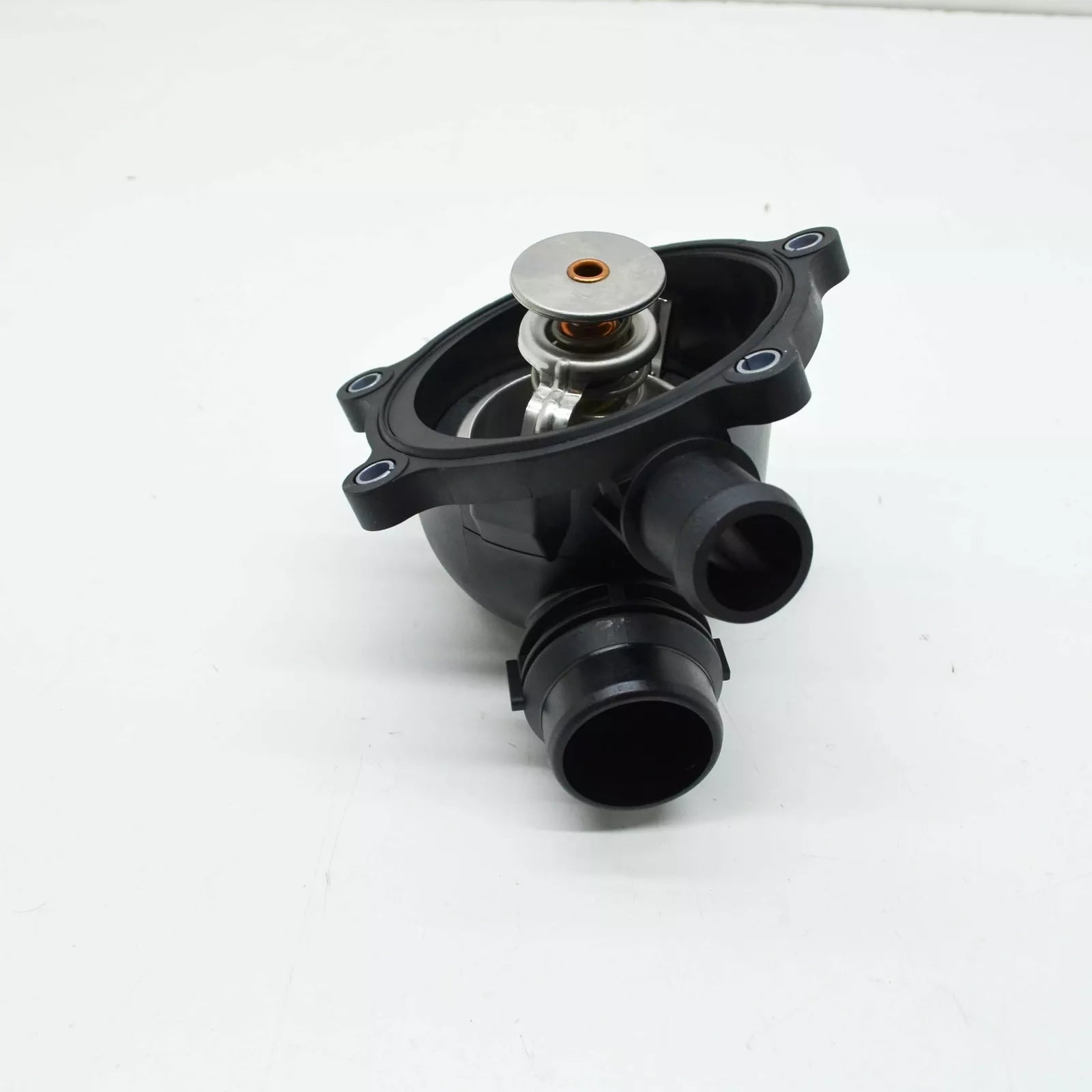 NEW AUDI A6 AVANT C7 ENGINE COOLING THERMOSTAT 079121115BL ORIGINAL