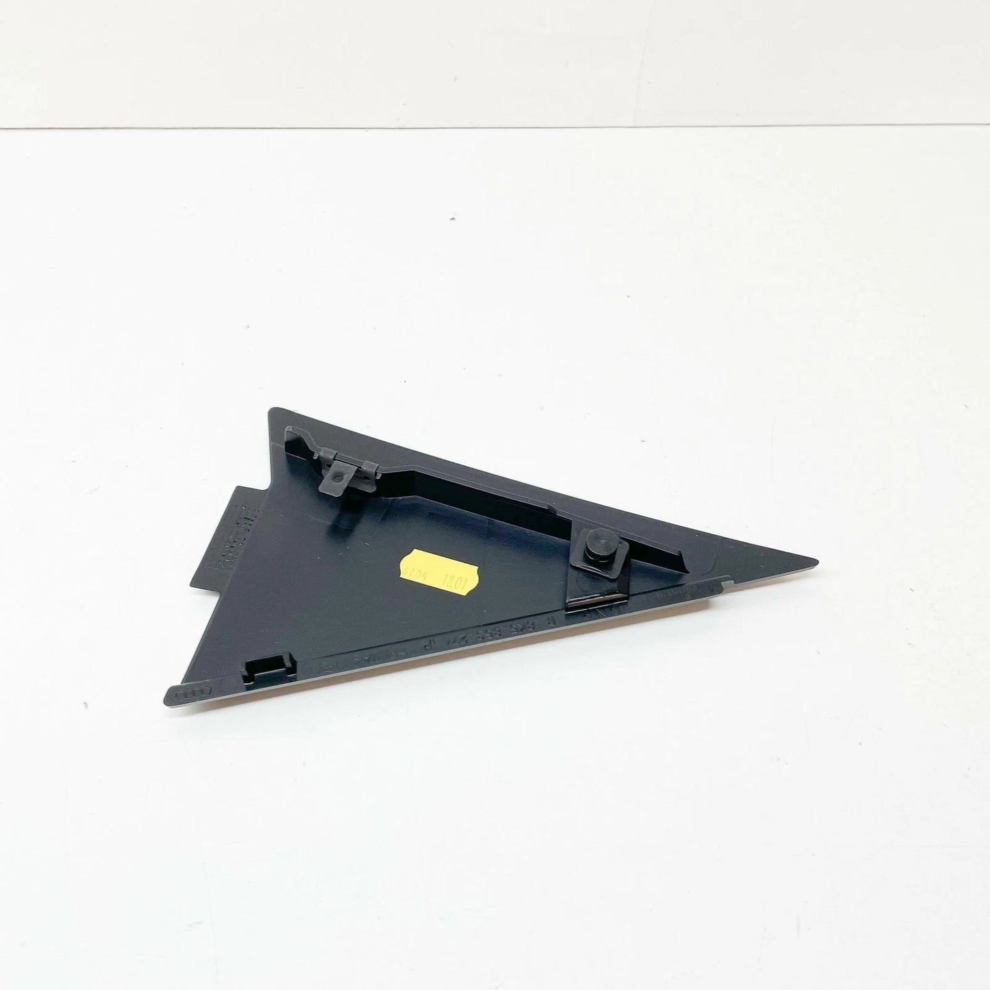 NEW AUDI A4 AVANT B8 REAR RIGHT OUTER WINDOW CORNER TRIM 8K5853274P9B9