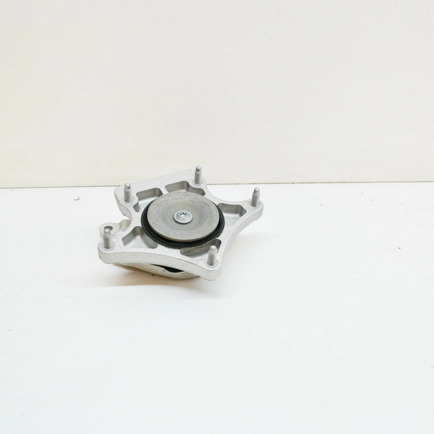 NEW MERCEDES-BENZ E-CLASS W212 TRANSMISSION MOUNT A2042400618 3.5 PETROL