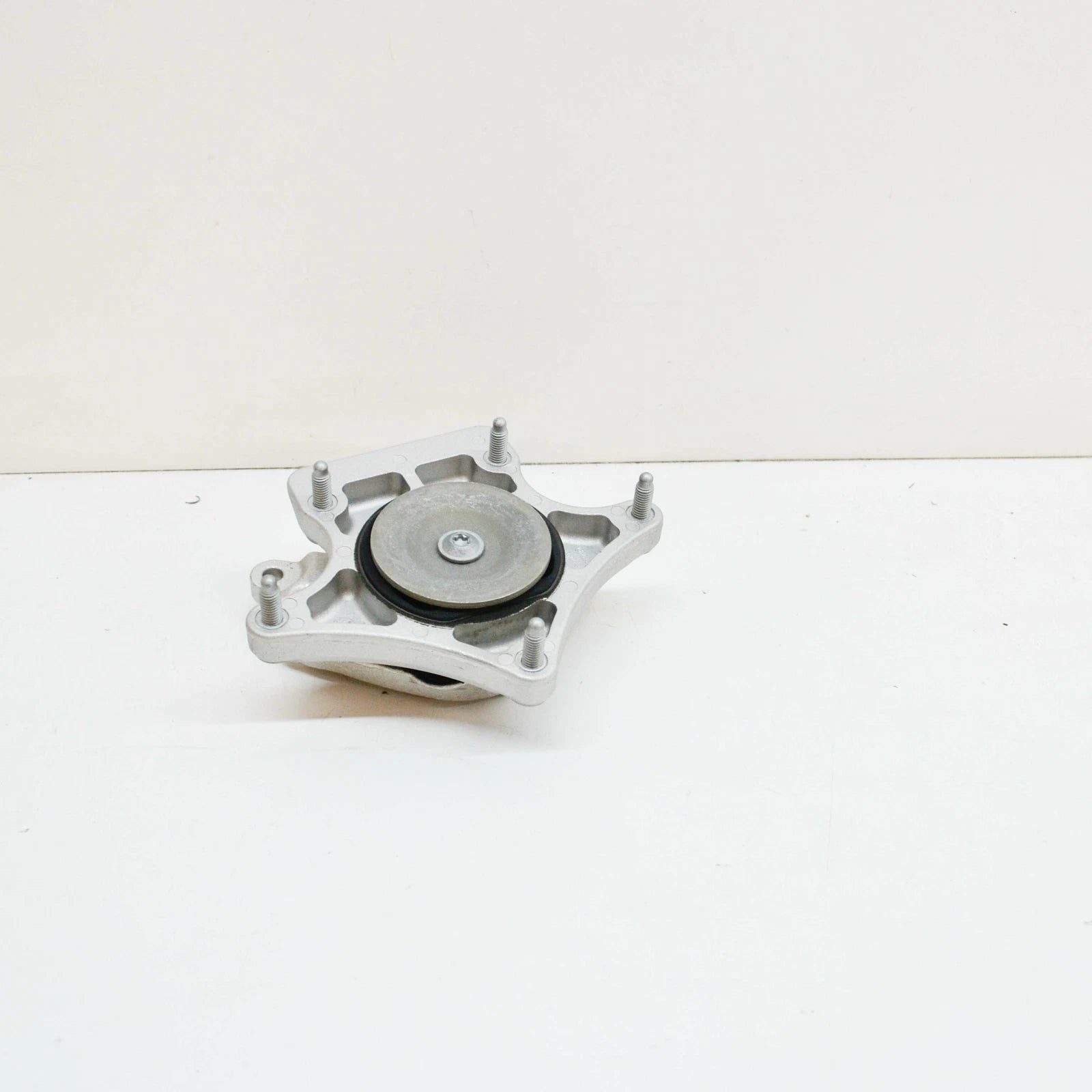 NEW MERCEDES-BENZ E-CLASS W212 TRANSMISSION MOUNT A2042400618 3.5 PETROL