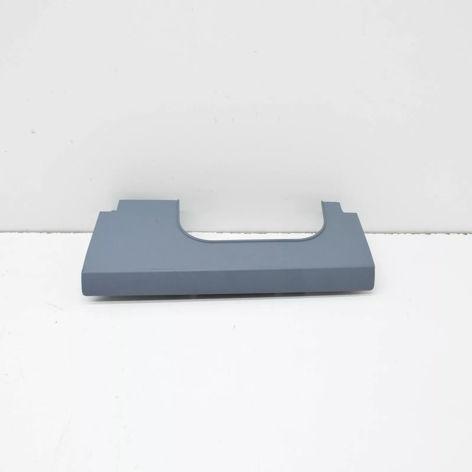 NEW AUDI A6 C7 REAR RIGHT JACK PAD COVER TRIM 4G0853870A