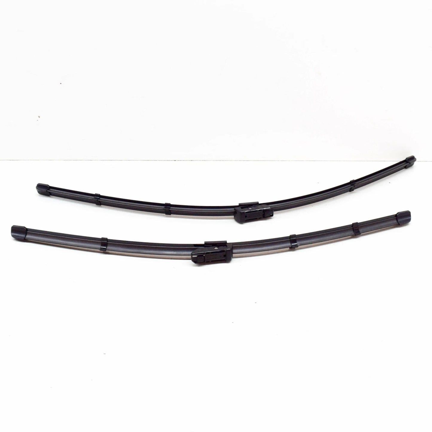 NEW VOLKSWAGEN ATLAS CA1 FRONT WIPER BLADE SET 3CN998002 2019