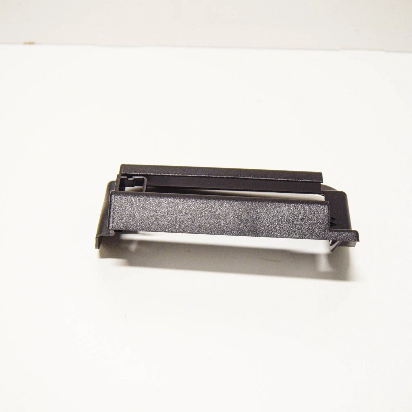 NEW MB S W221 FRONT SEAT REAR LEFT INSIDE COVER A22191911209051