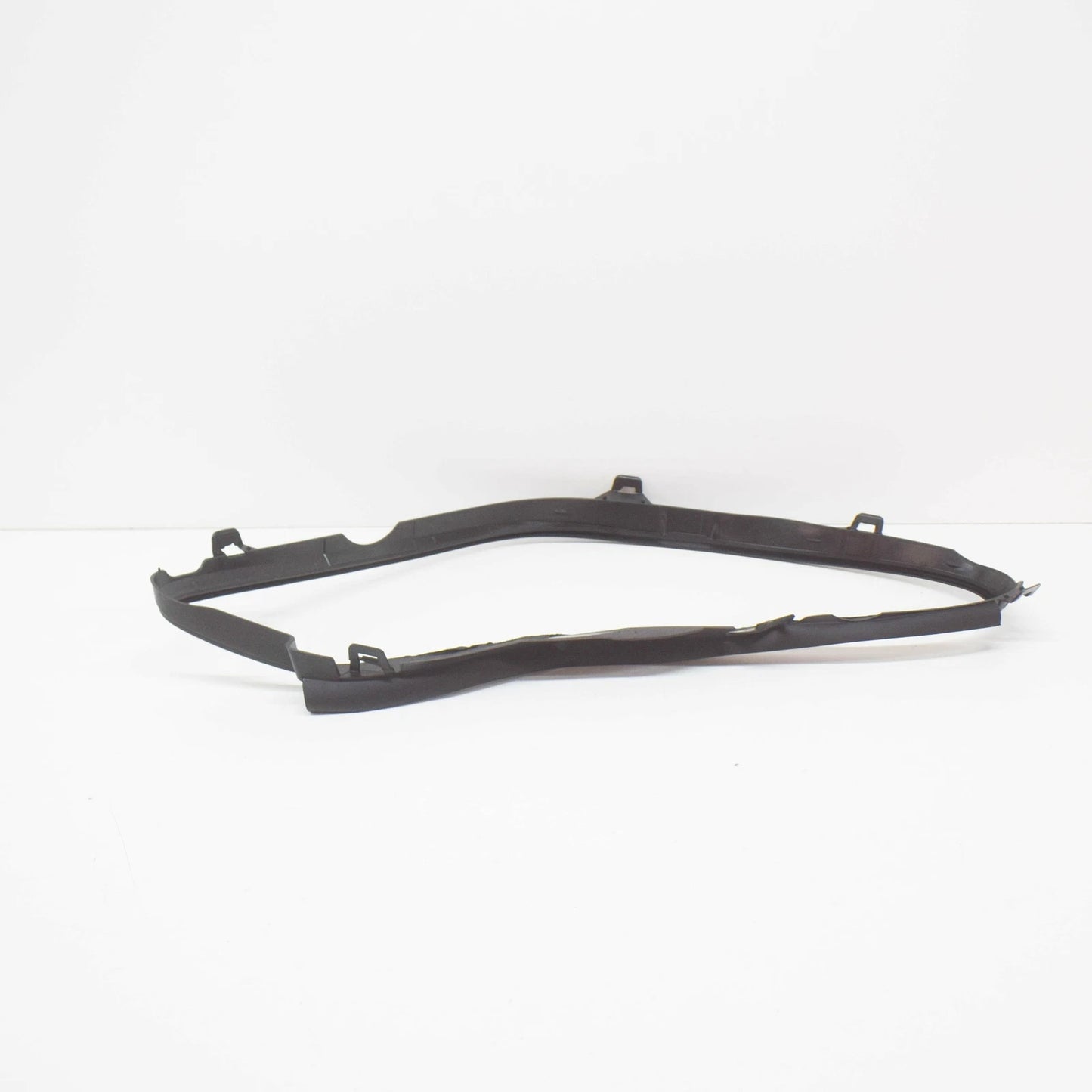 NEW MERCEDES-BENZ CLS C219 HEADLIGHT SEAL LEFT FRONT A2198200112 ORIGINAL