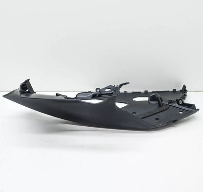 NEW BMW K61 K 1600 BAGGER RIGHT UPPER TRIM SECTION 46638564660 ORIGINAL