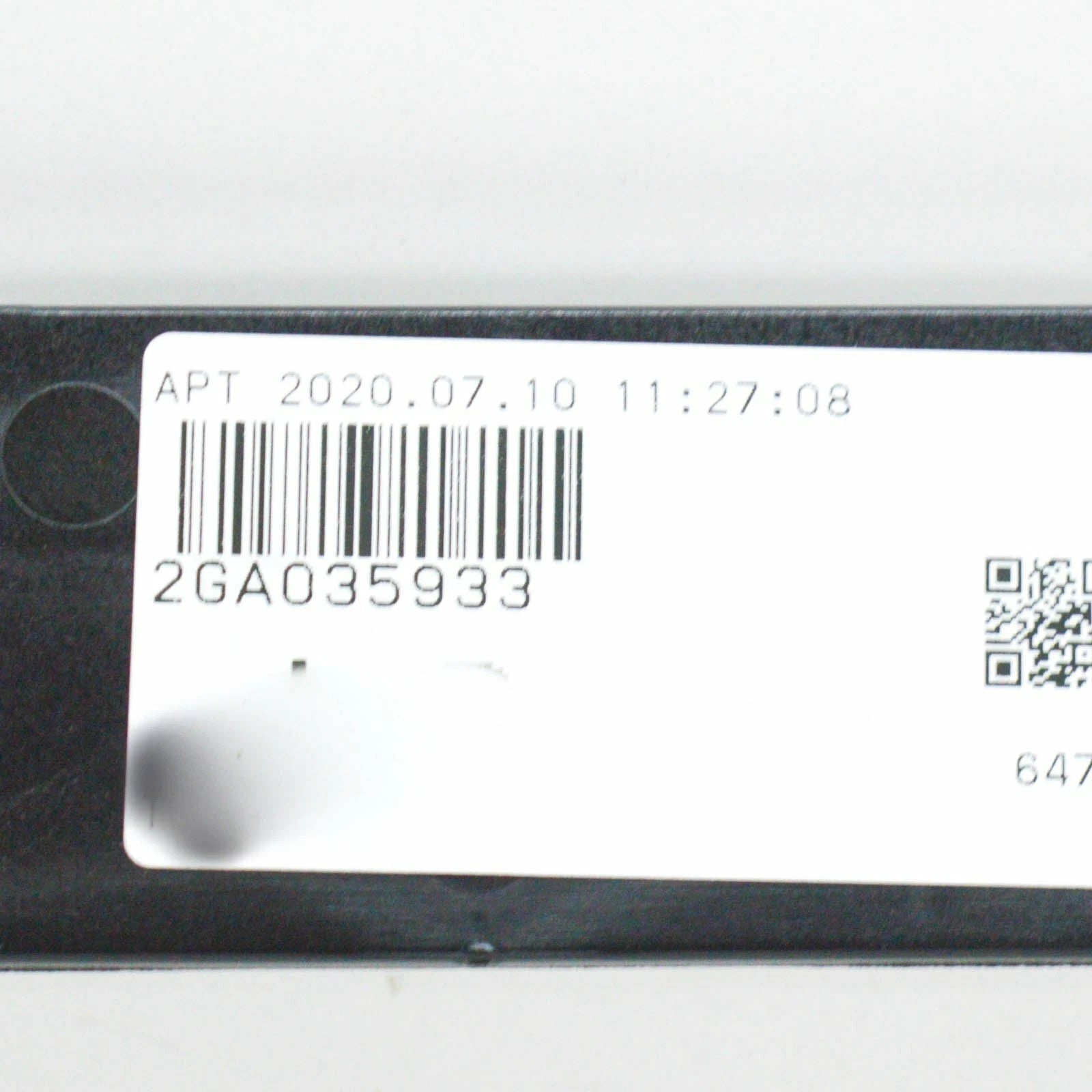 NEW VOLKSWAGEN JETTA A7 RADIO AMPLIFIER BRACKET 2GA035933 ORIGINAL