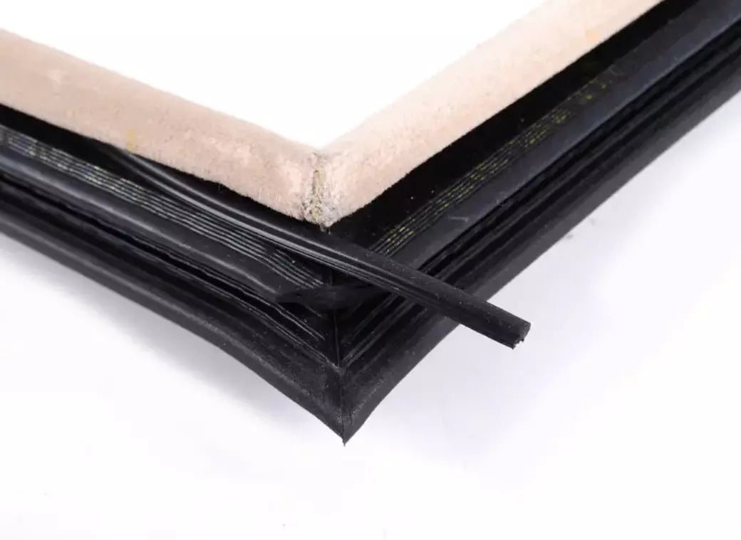 NEW BMW 3 E46 REAR INNER VENT WINDOW MOLDING 51368252623 8252623 ORIGINAL