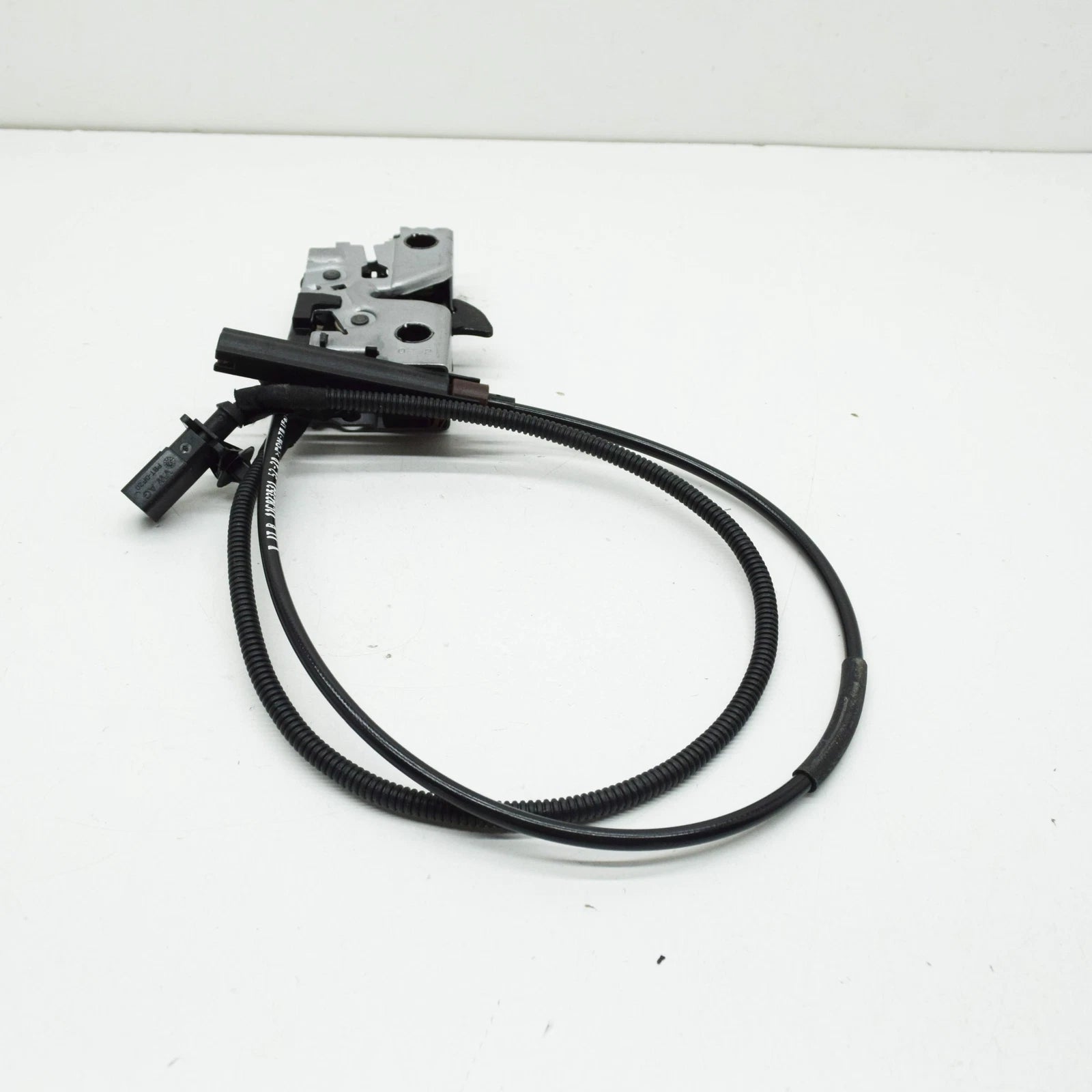 NEW VOLKSWAGEN ID.4 E21FRONT BONNET HOOD LID LOCK RHD 11C823509B ORIGINAL