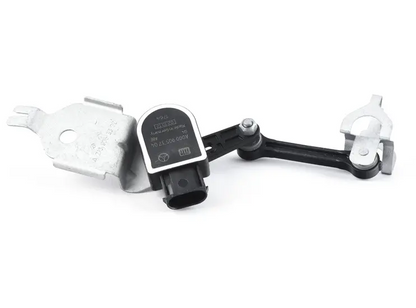 NEW MERCEDES-BENZ C W205 FRONT LEFT HEADLIGHT LEVEL SENSOR A2139053302 ORIGINAL