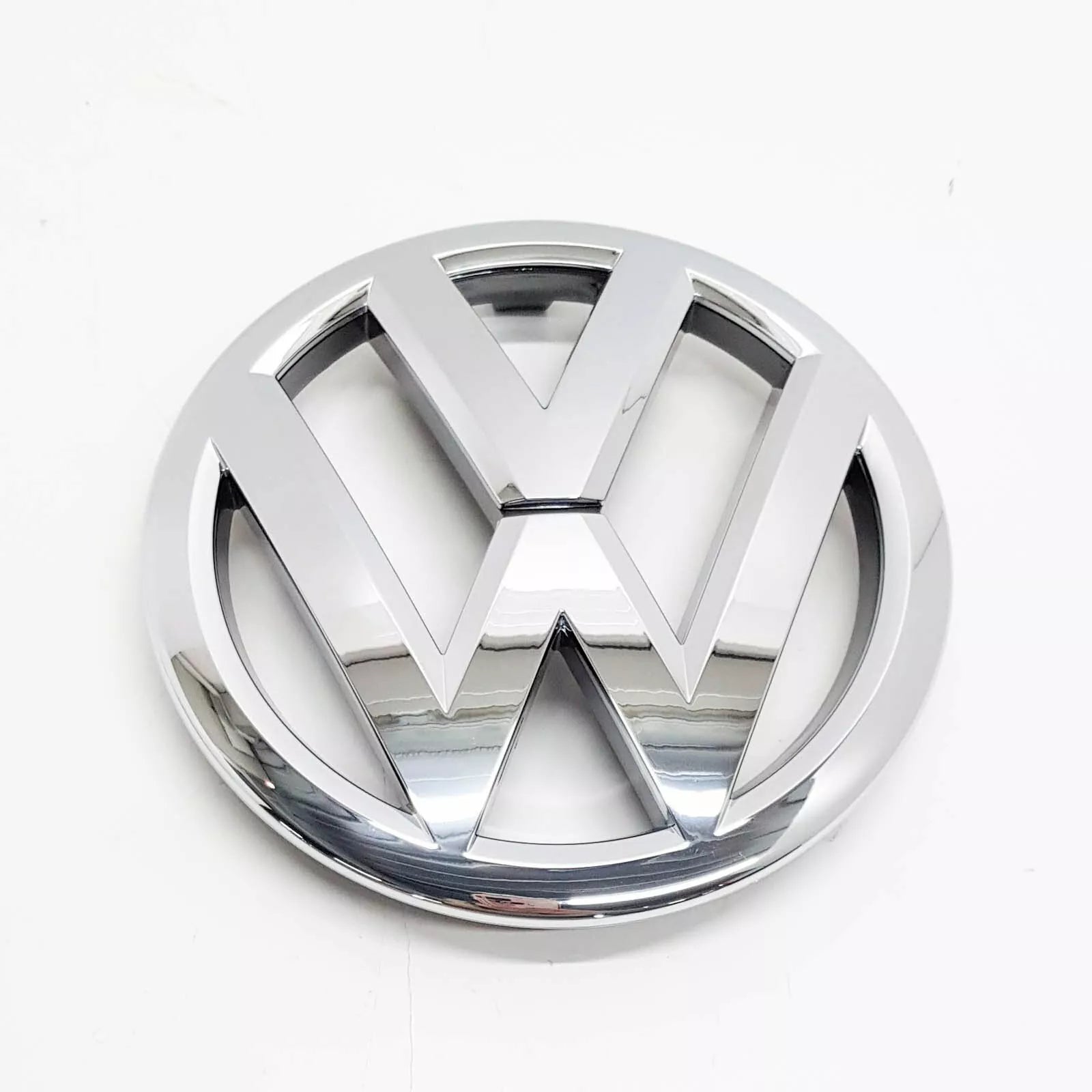 NEW VW CADDY IV SAA RADIATOR GRILLE EMBLEM BADGE 1T0853601EULM