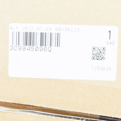 NEW VOLKSWAGEN PASSAT 3C B6 REAR RIGHT OUTER TAIL LIGHT 3C9945096Q ORIGINAL