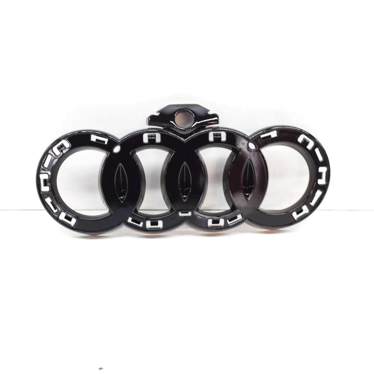 NEW AUDI RS7 4G8 FRONT RADIATOR GRILLE LOGO BRACKET 4G8853391AT94