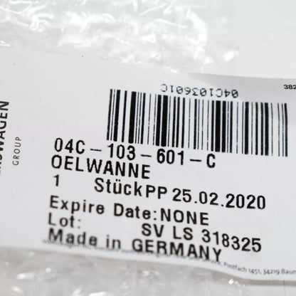 NEW AUDI A3 8V ENGINE OIL PAN 04C103601C ORIGINAL