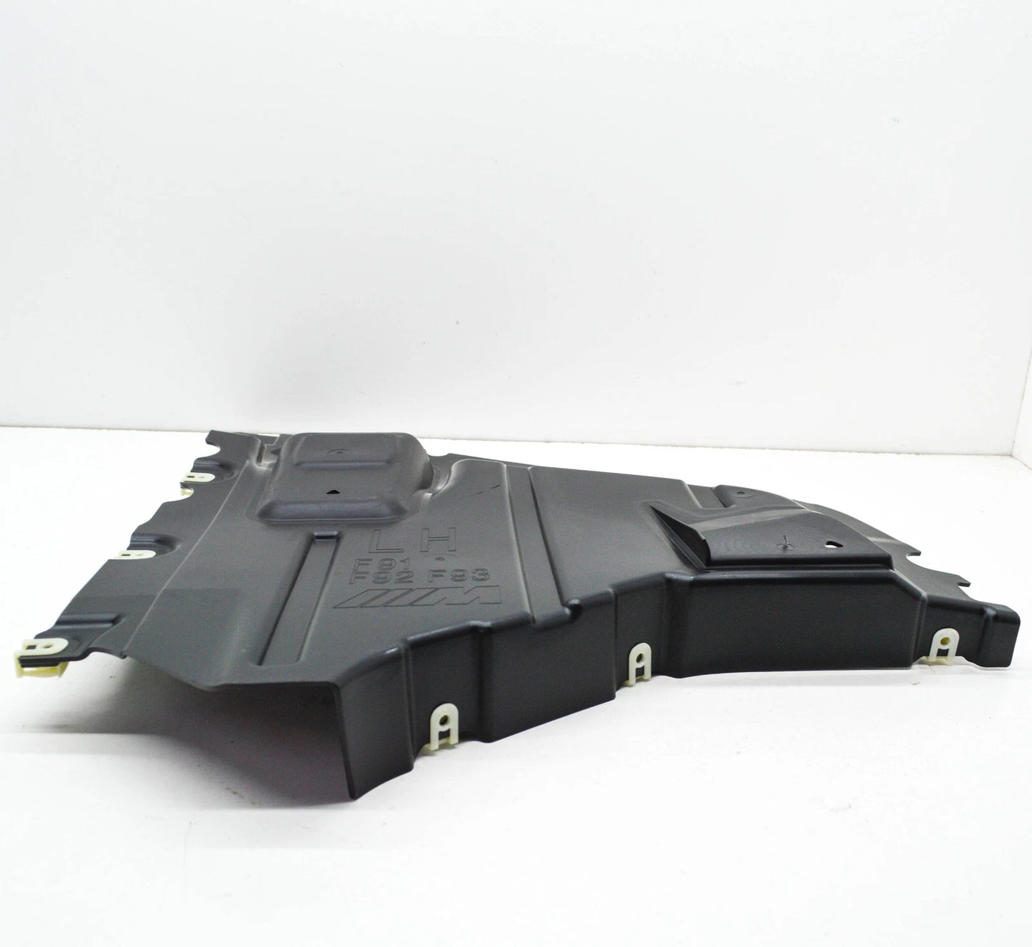 NEW BMW M8 CABRIO F91 FRONT LEFT FENDER LINER EXTENSION 51718079991 ORIGINAL