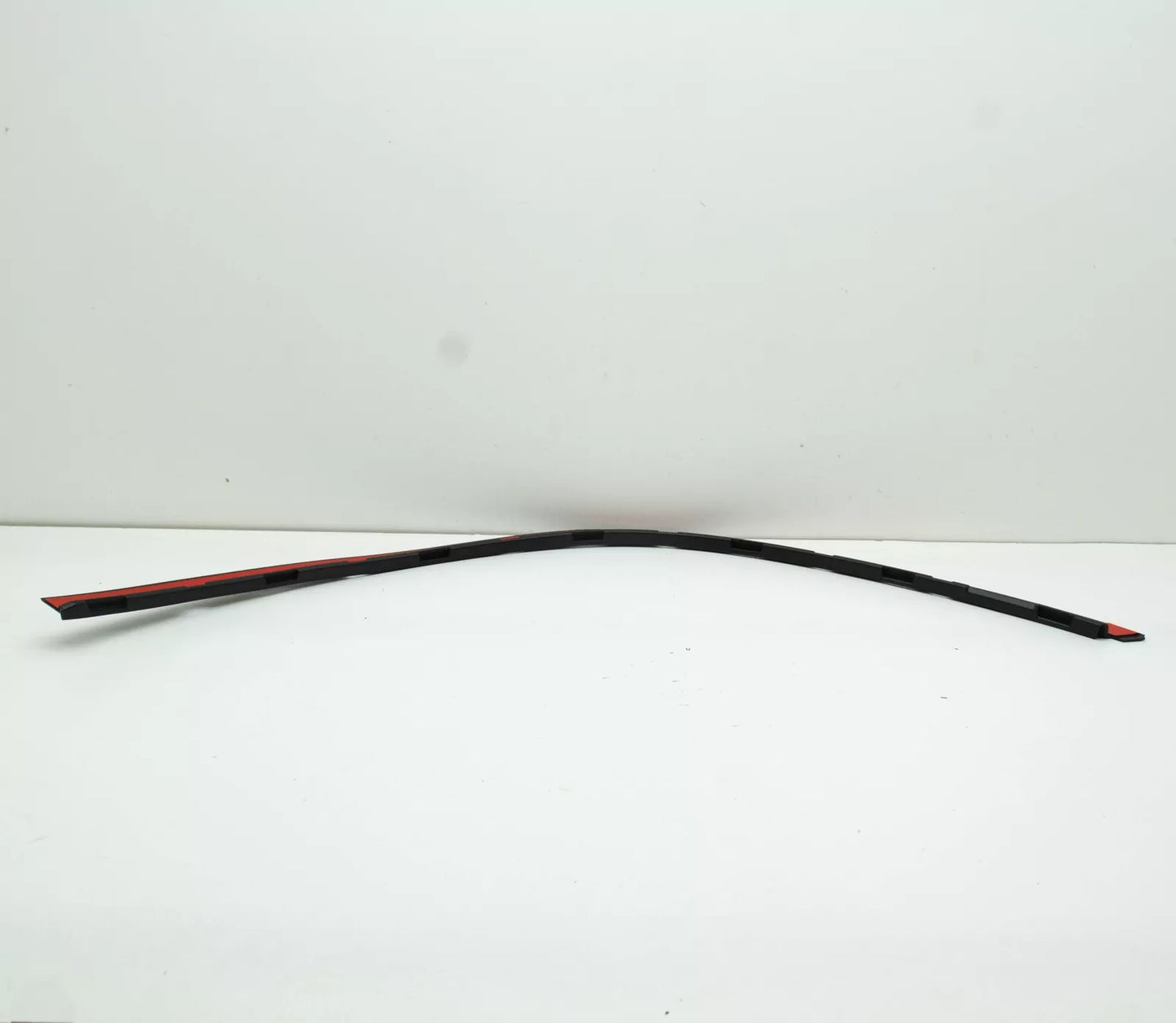 NEW MERCEDES-BENZ GL-CLASS X166 FRONT LEFT INSIDE ARCH COVER A1668846322