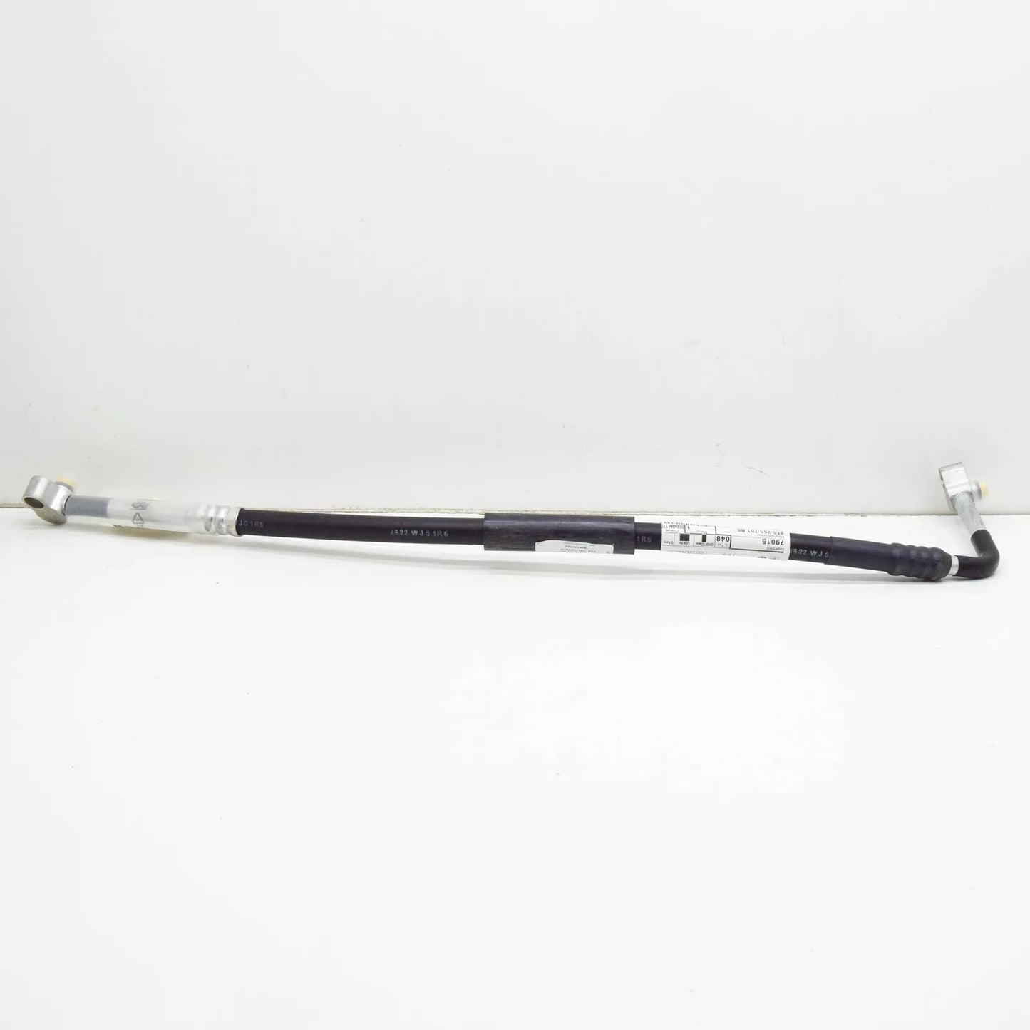 NEW AUDI A4 B7 A/C REFRIGERANT HOSE 8E0260701BS ORIGINAL