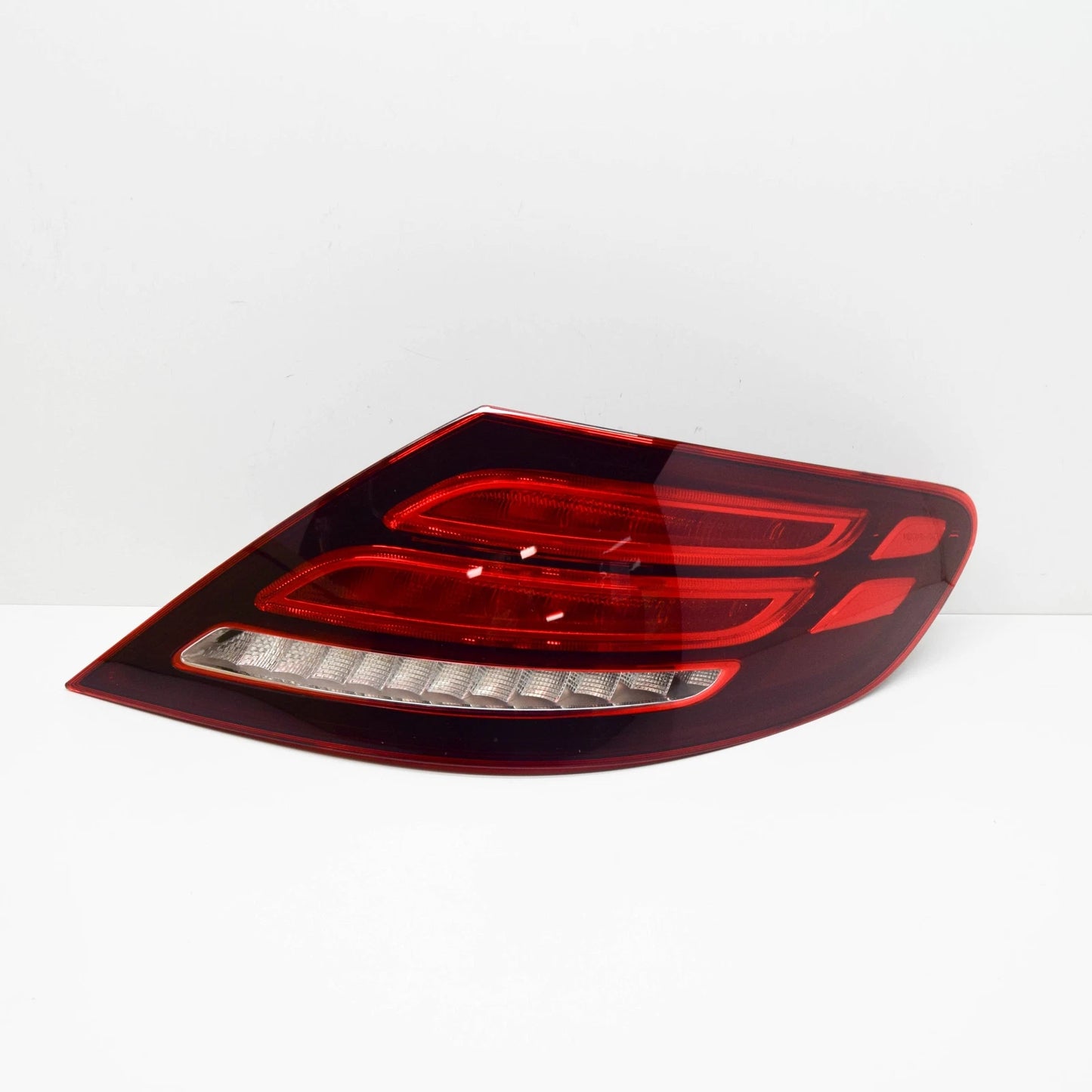 NEW MERCEDES-BENZ SLK R172 REAR RIGHT TAILLIGHT A1729066500 ORIGINAL