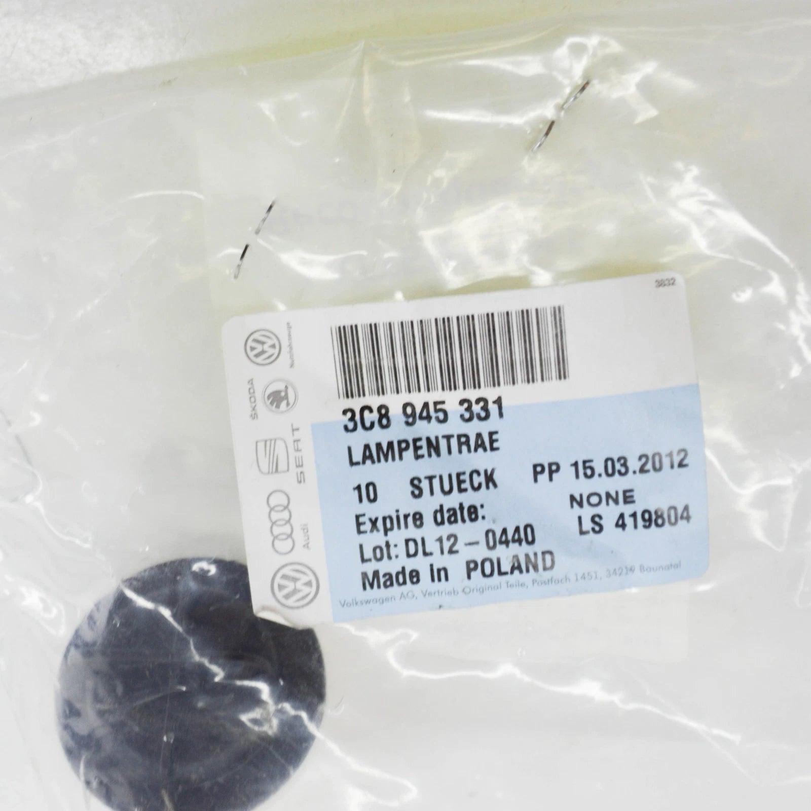 NEW VW CC 35 REAR TAIL LIGHT SOCKET 3C8945331 ORIGINAL